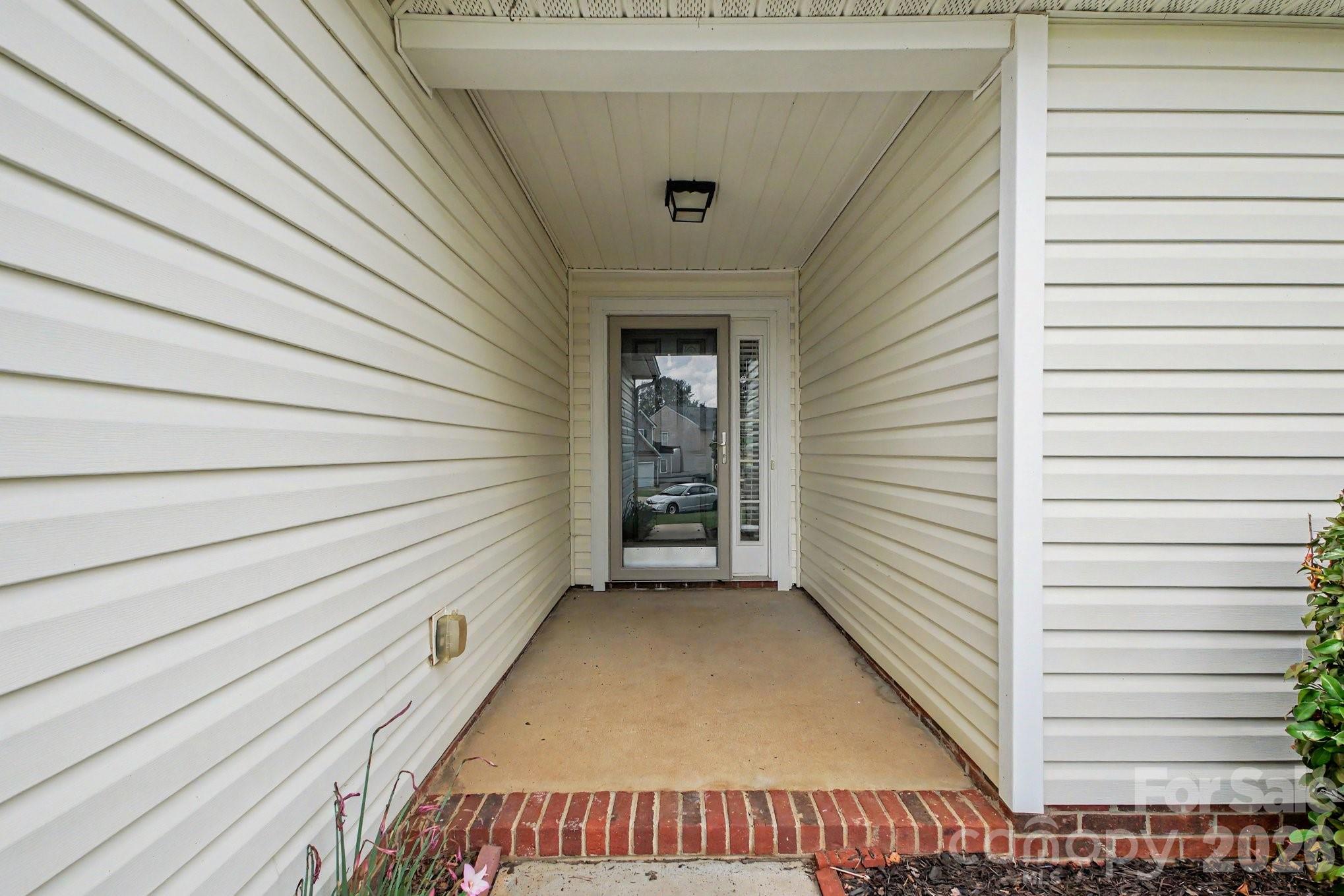 108 Briarwood Lane Property Photo 3