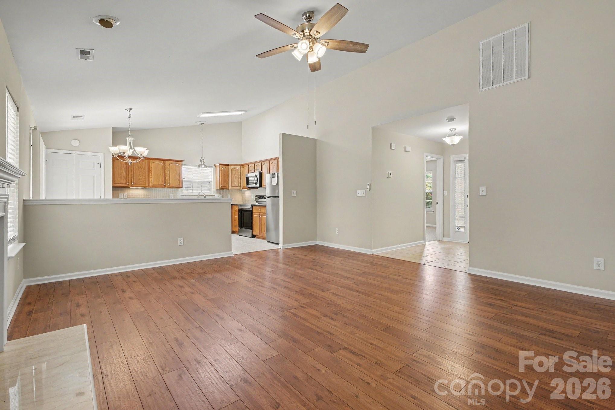 108 Briarwood Lane Property Photo 7