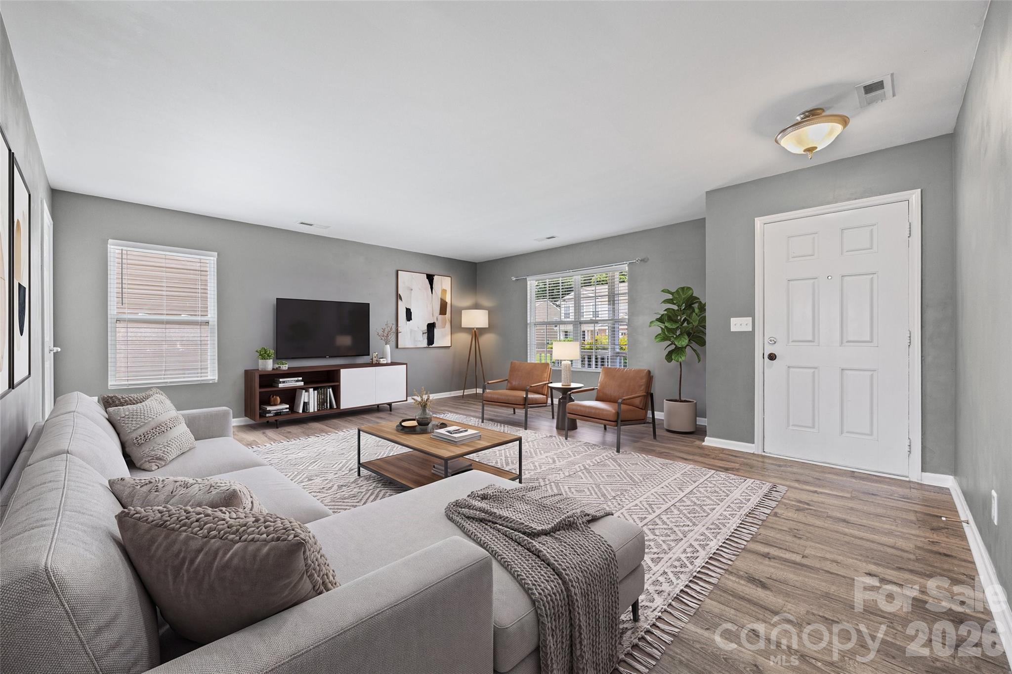 1016 Sweetgum Street Property Photo 2