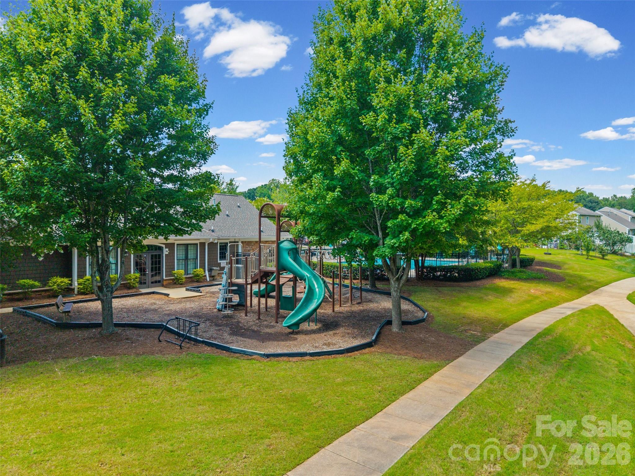 1016 Sweetgum Street Property Photo 18