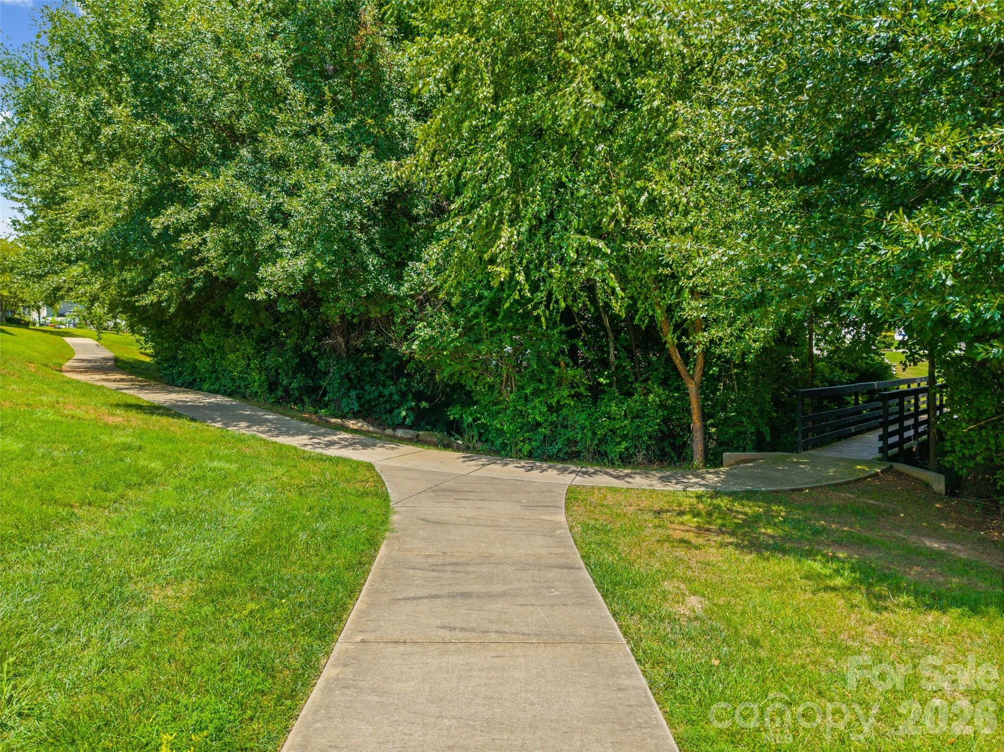 1016 Sweetgum Street Property Photo 19