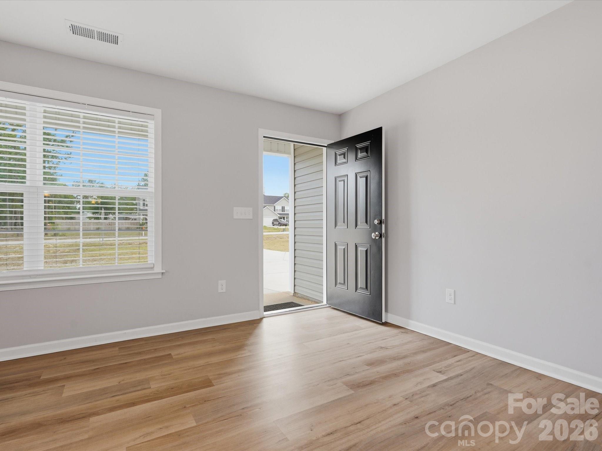 981 Airport Road Property Photo 5