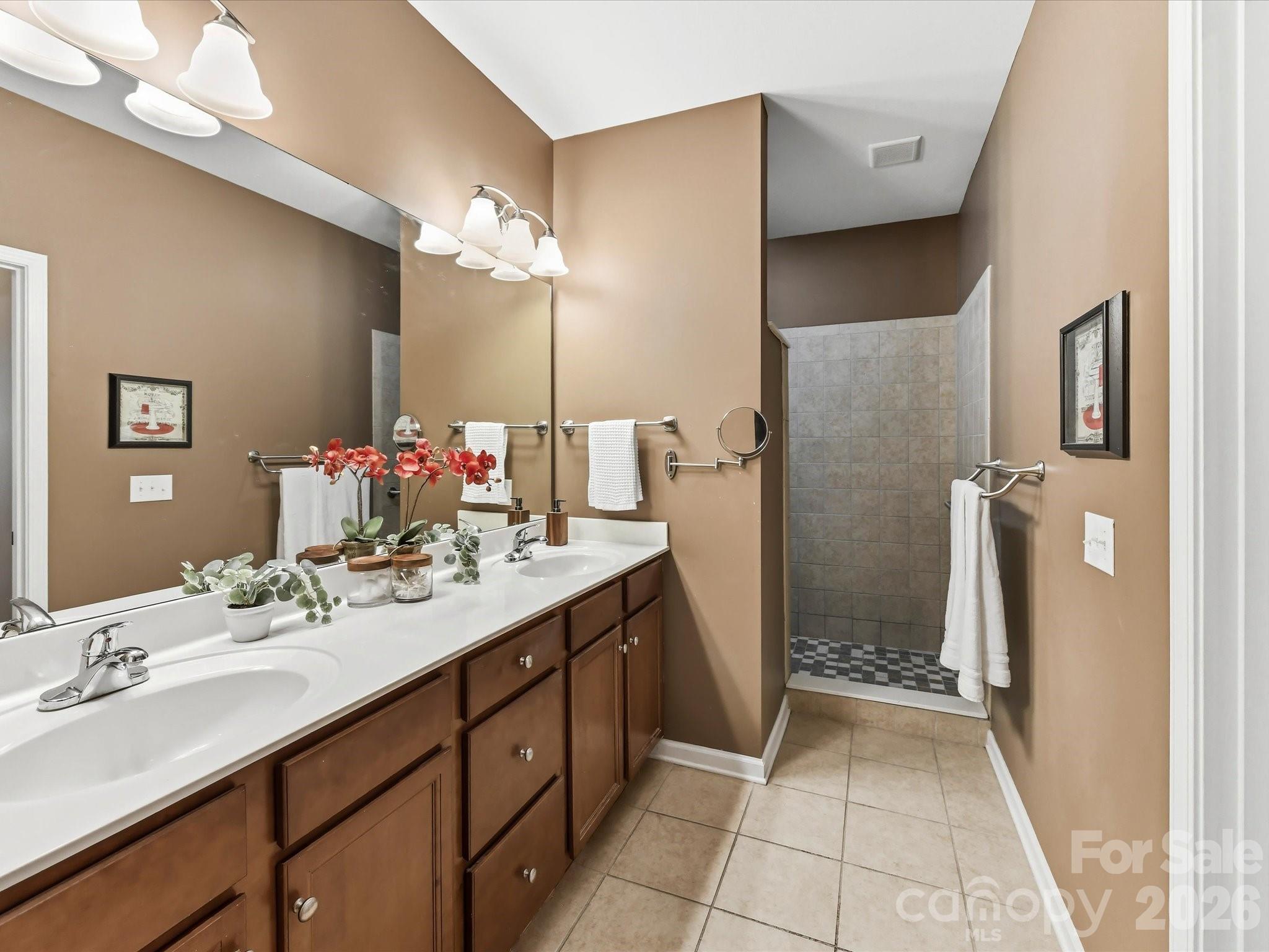 4415 Parkgate Drive Property Photo 24