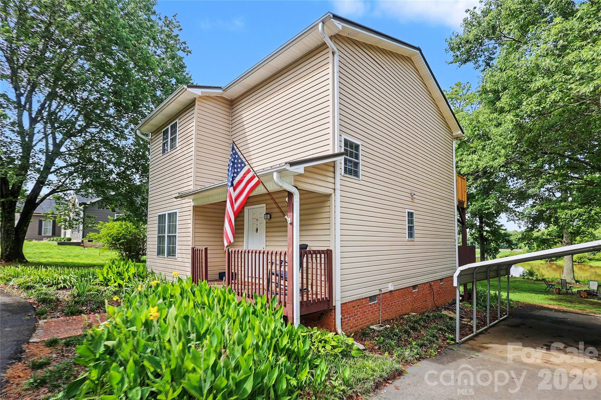 294 Riverview Boulevard Property Photo 3