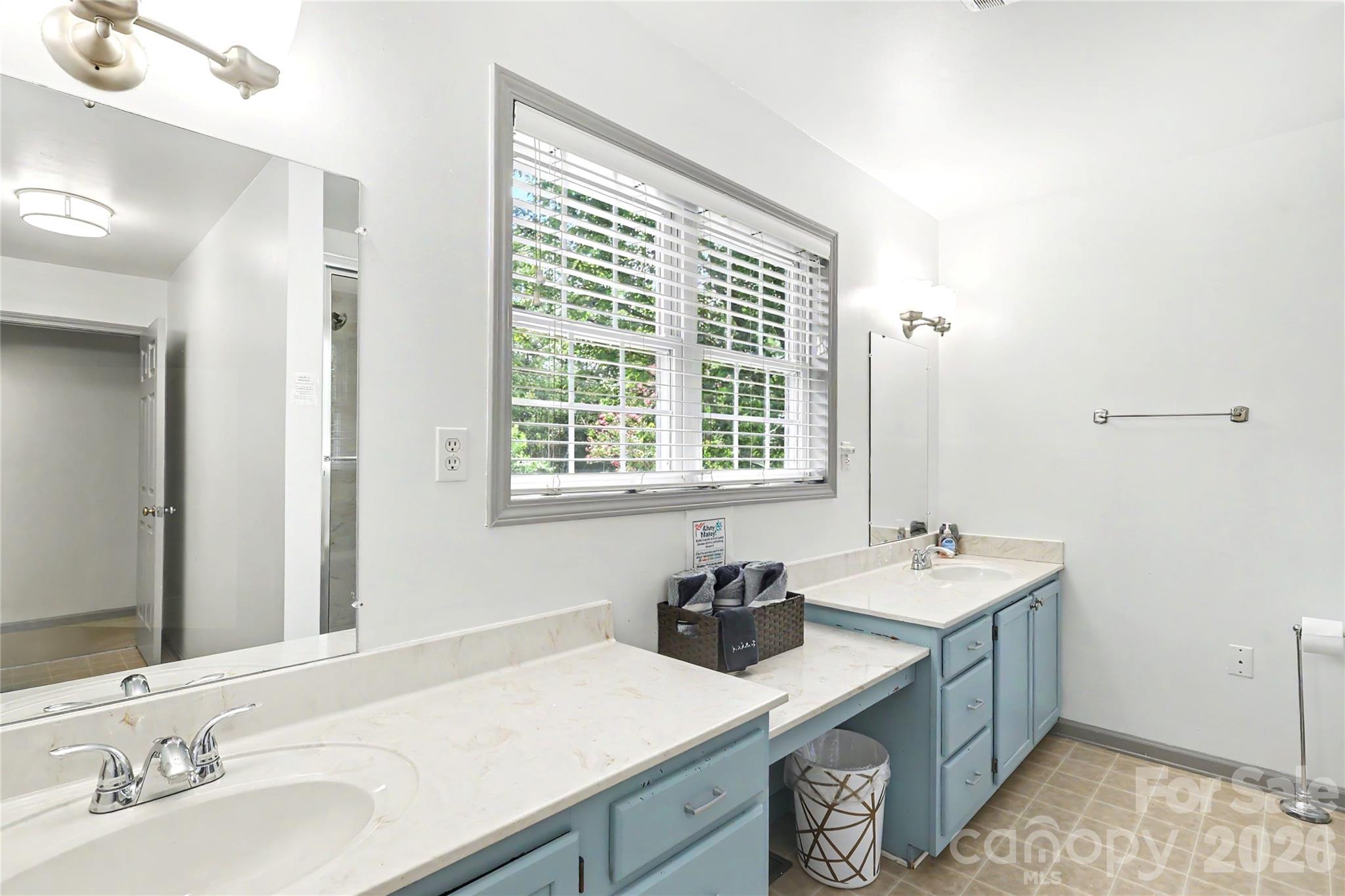 294 Riverview Boulevard Property Photo 25