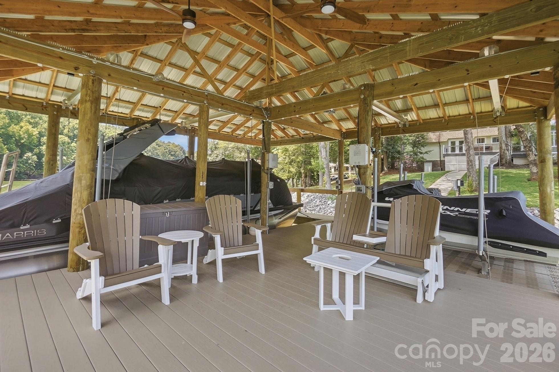 1031 Woodlake Lane Property Photo 45