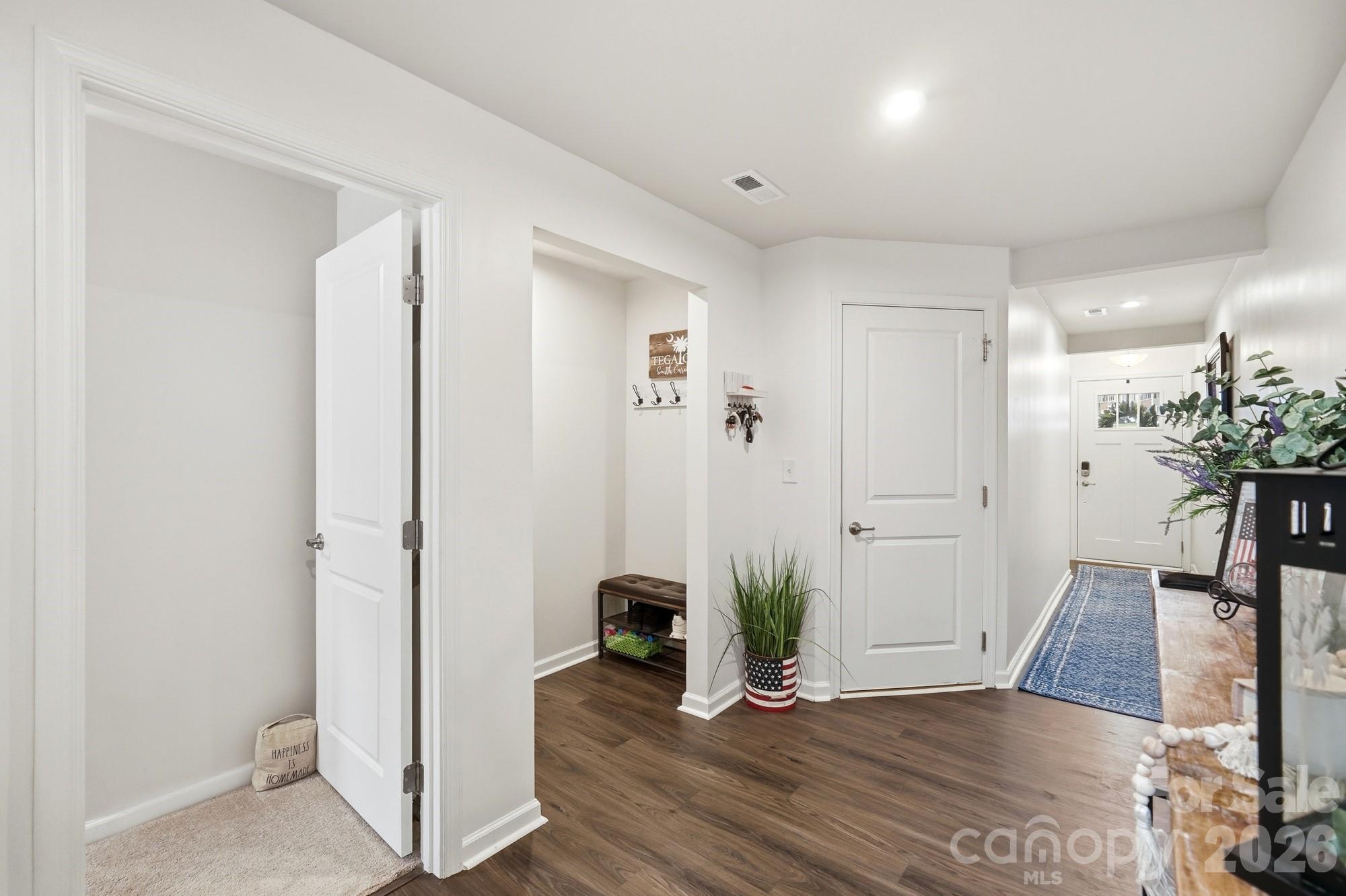 435 Lahinch Drive Property Photo 14