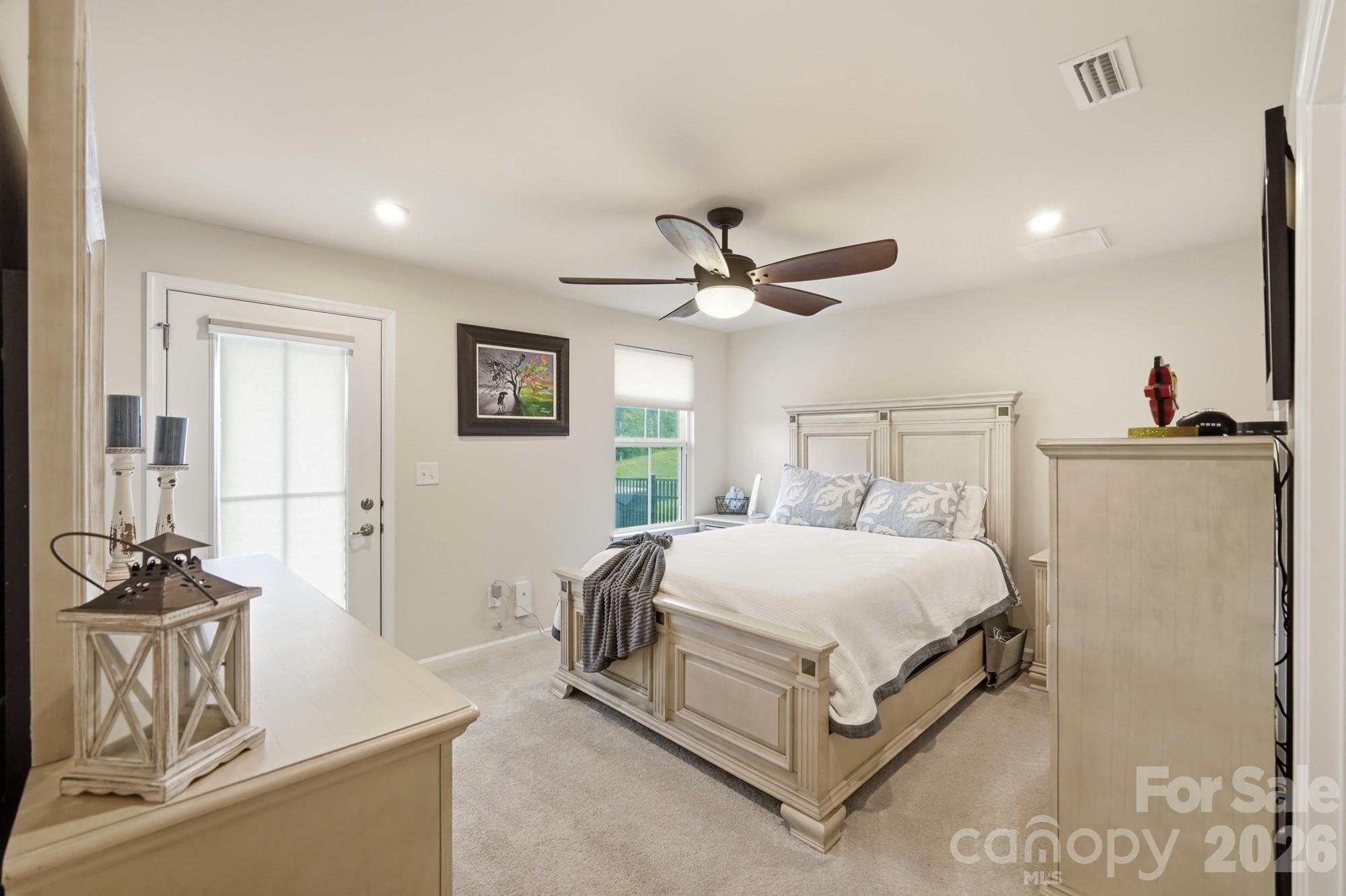 435 Lahinch Drive Property Photo 15