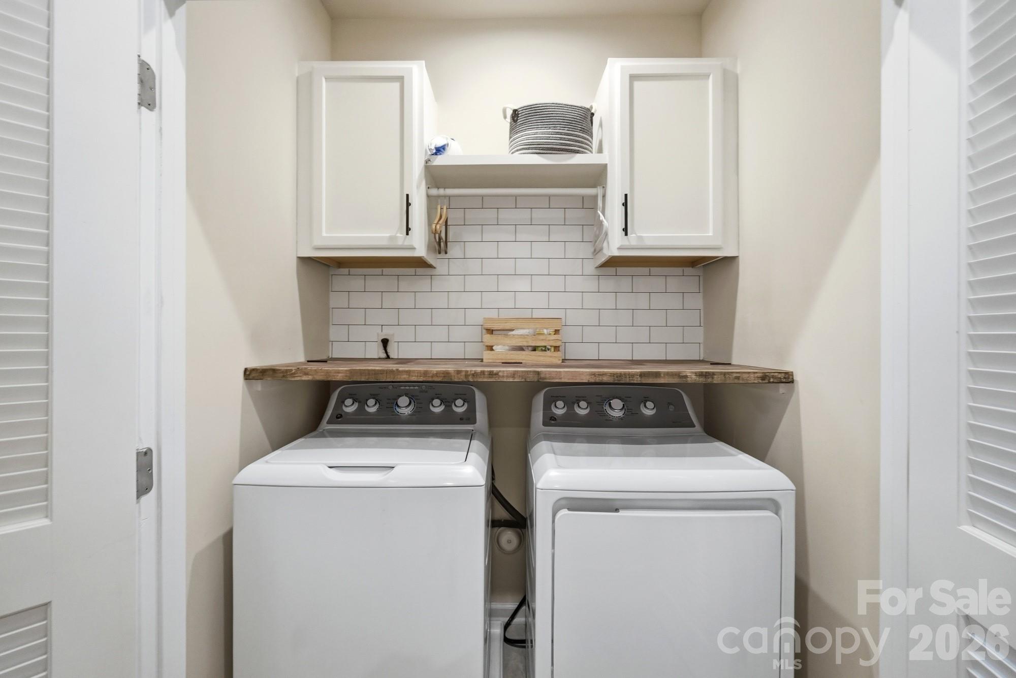 435 Lahinch Drive Property Photo 33