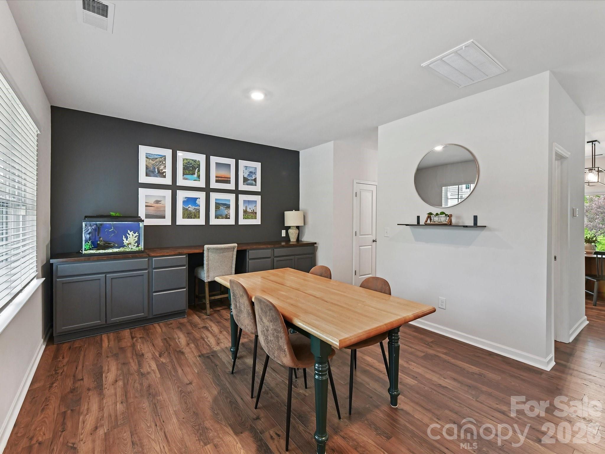724 Larmore Avenue Property Photo 8