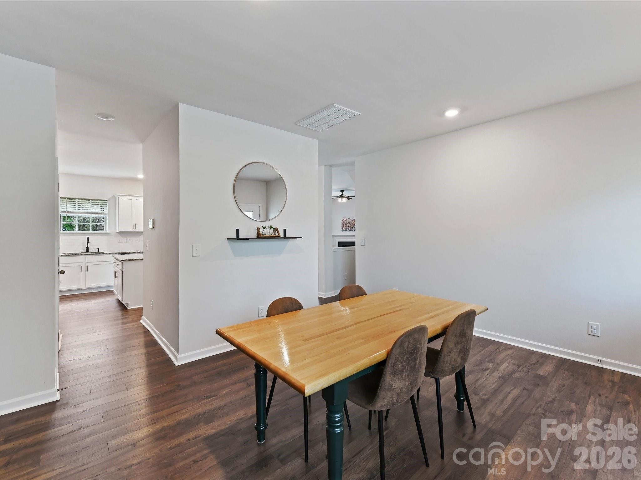 724 Larmore Avenue Property Photo 9