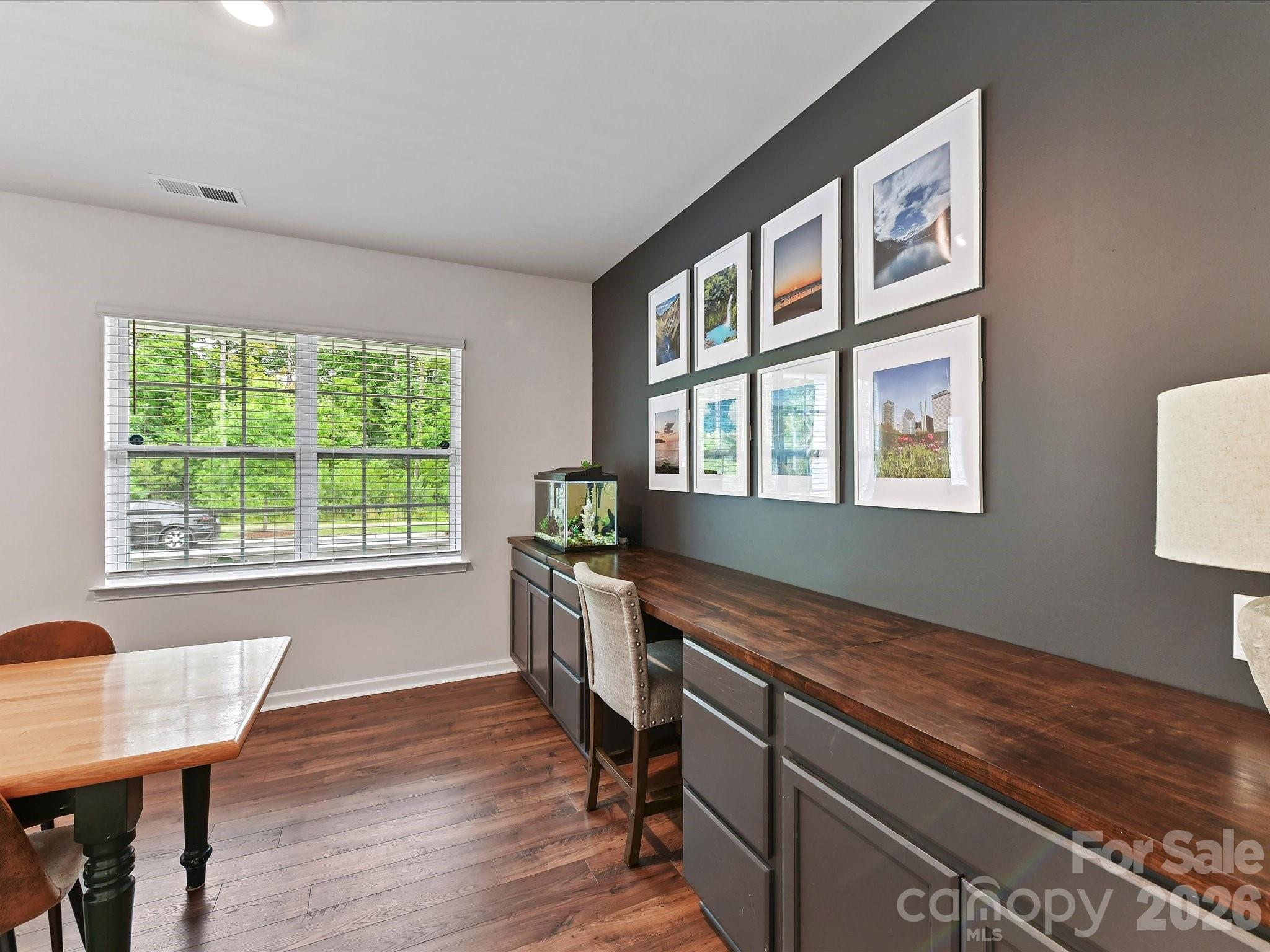 724 Larmore Avenue Property Photo 10