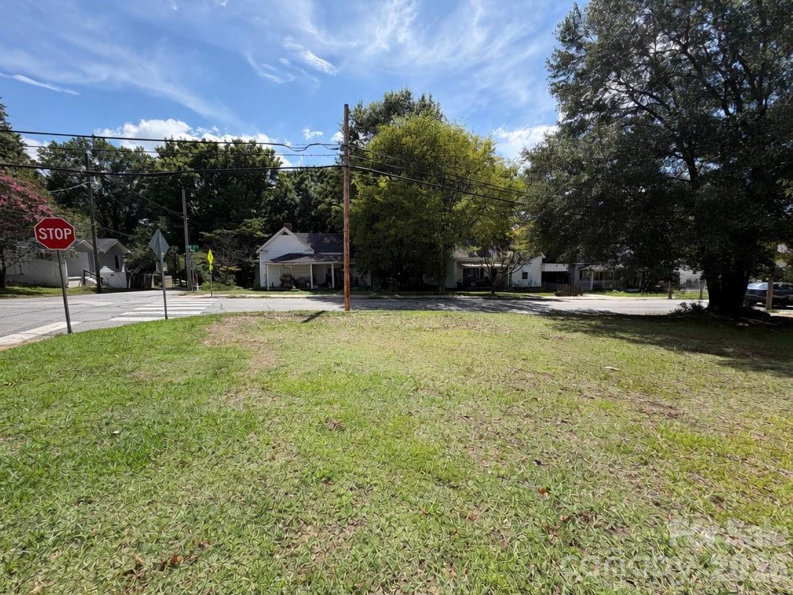 248 Buffalo Avenue 9 Property Photo 3