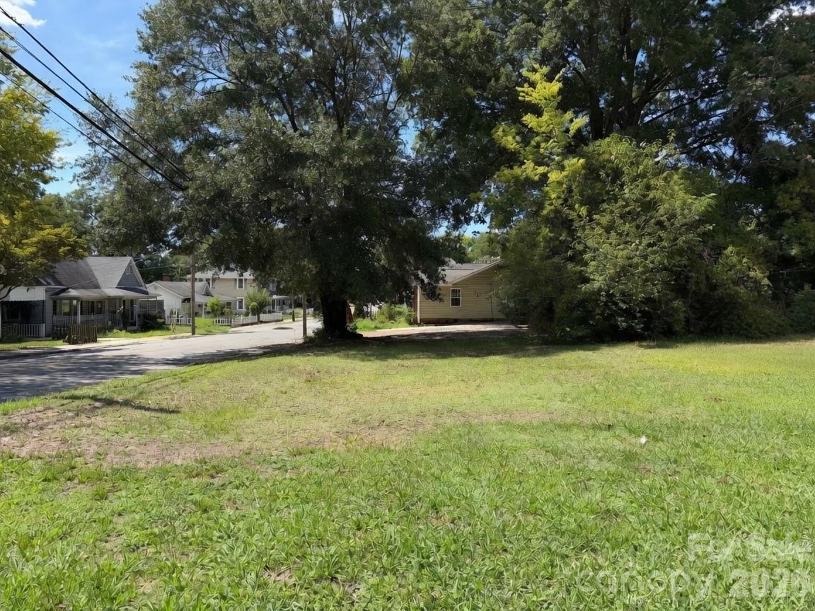 248 Buffalo Avenue 9 Property Photo 4