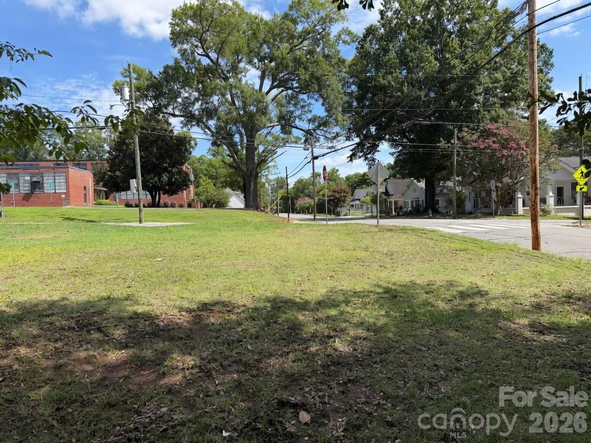 248 Buffalo Avenue 9 Property Photo 6