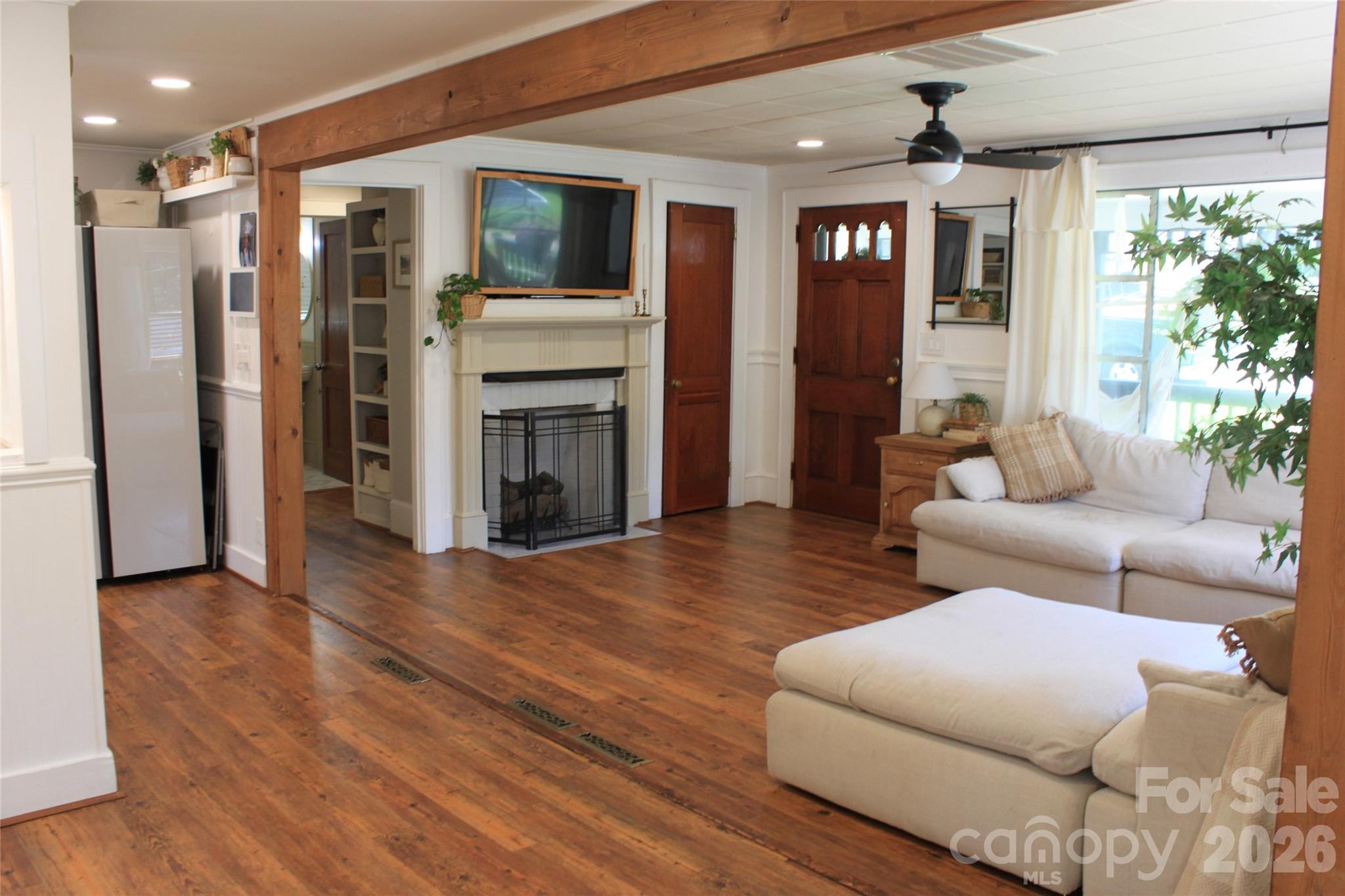 206 Bentwood Drive Property Photo 11