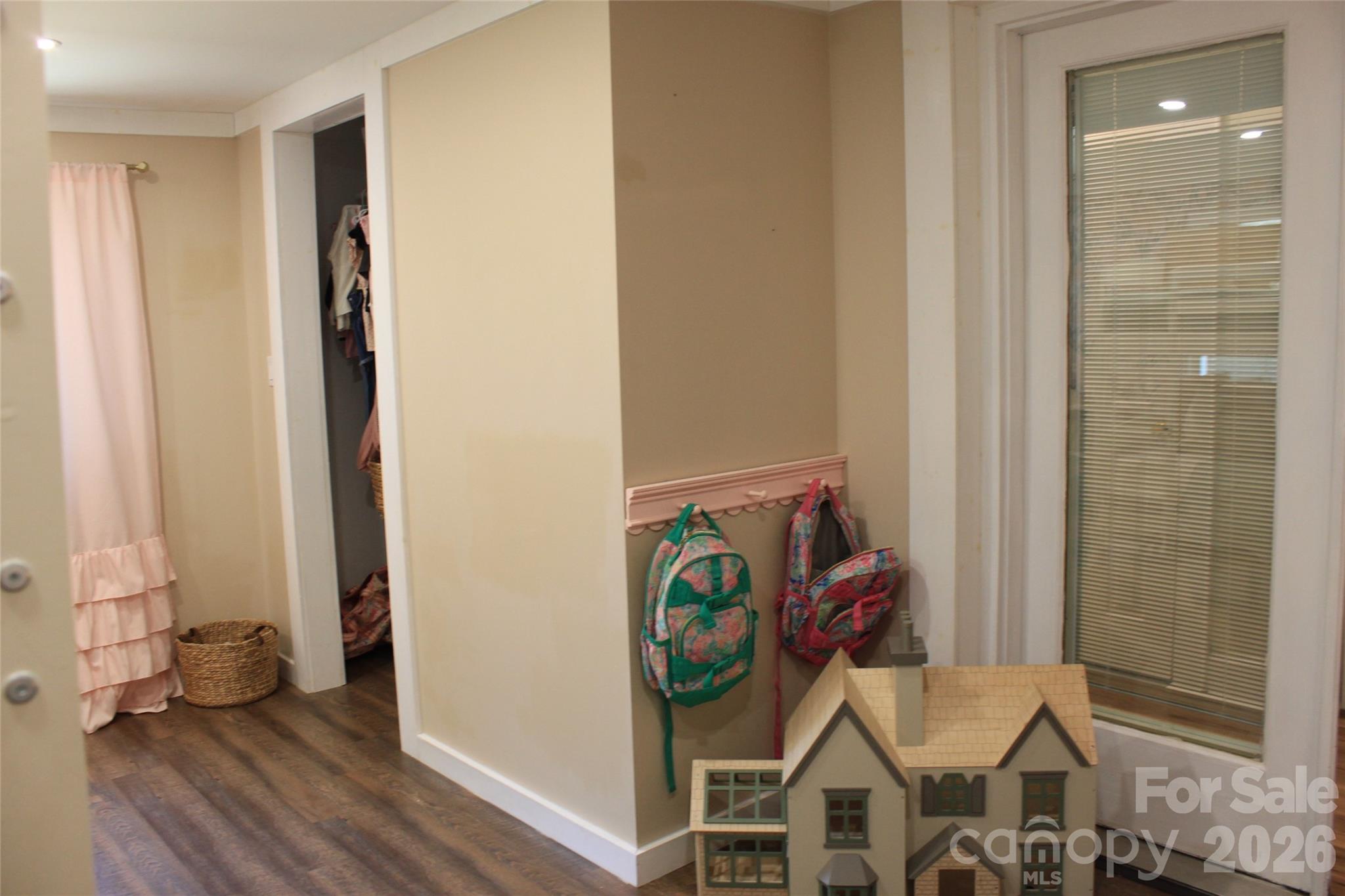 206 Bentwood Drive Property Photo 36