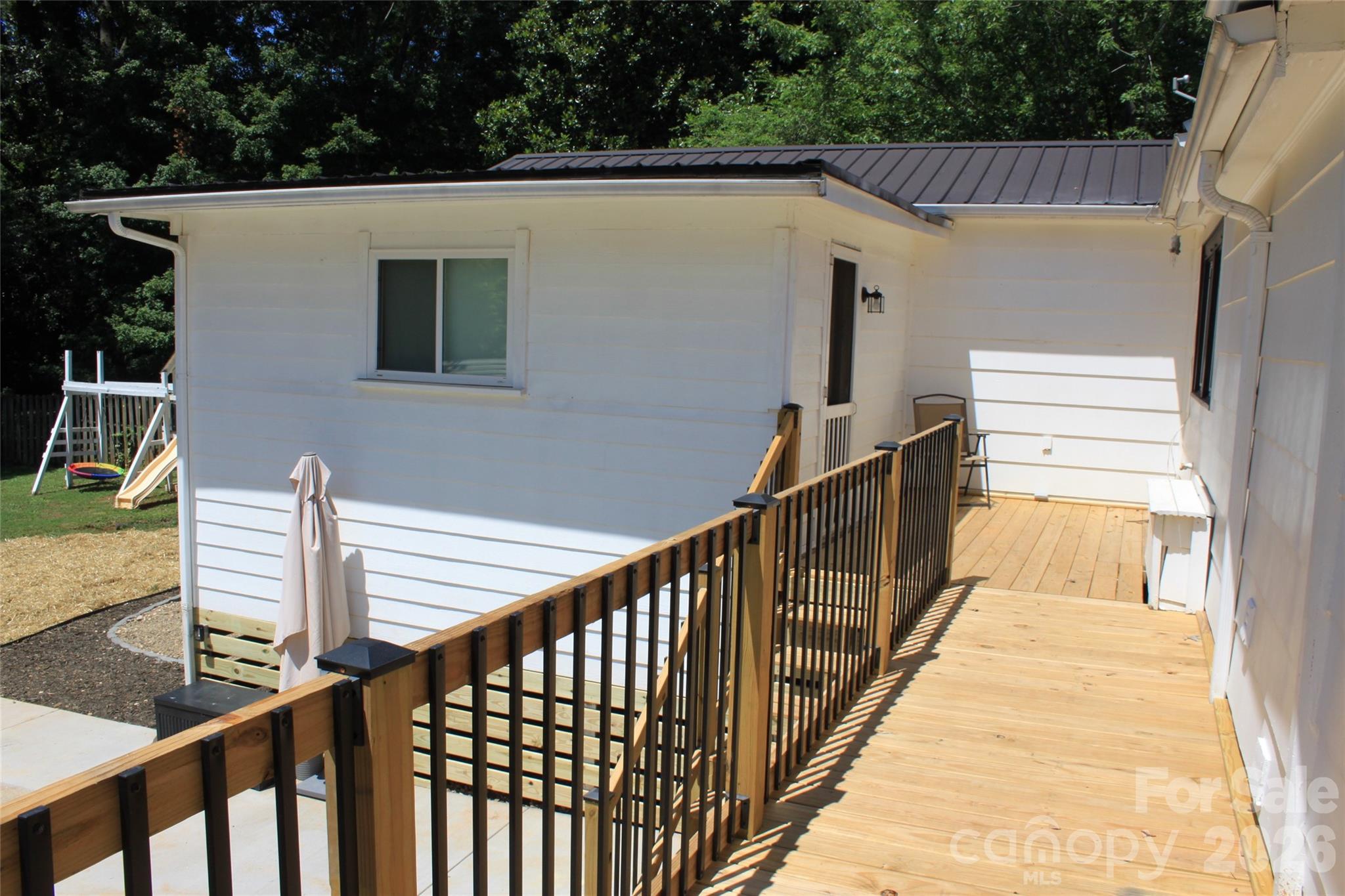 206 Bentwood Drive Property Photo 39