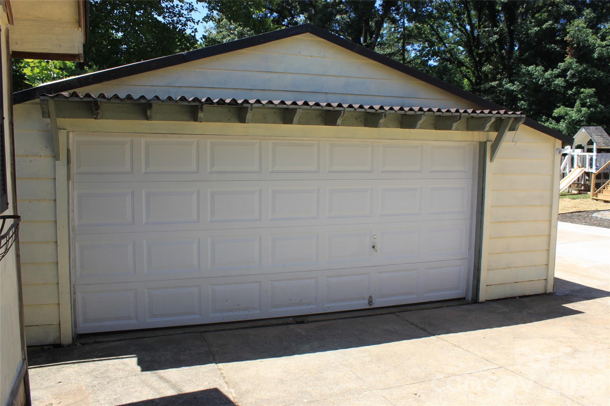 206 Bentwood Drive Property Photo 44