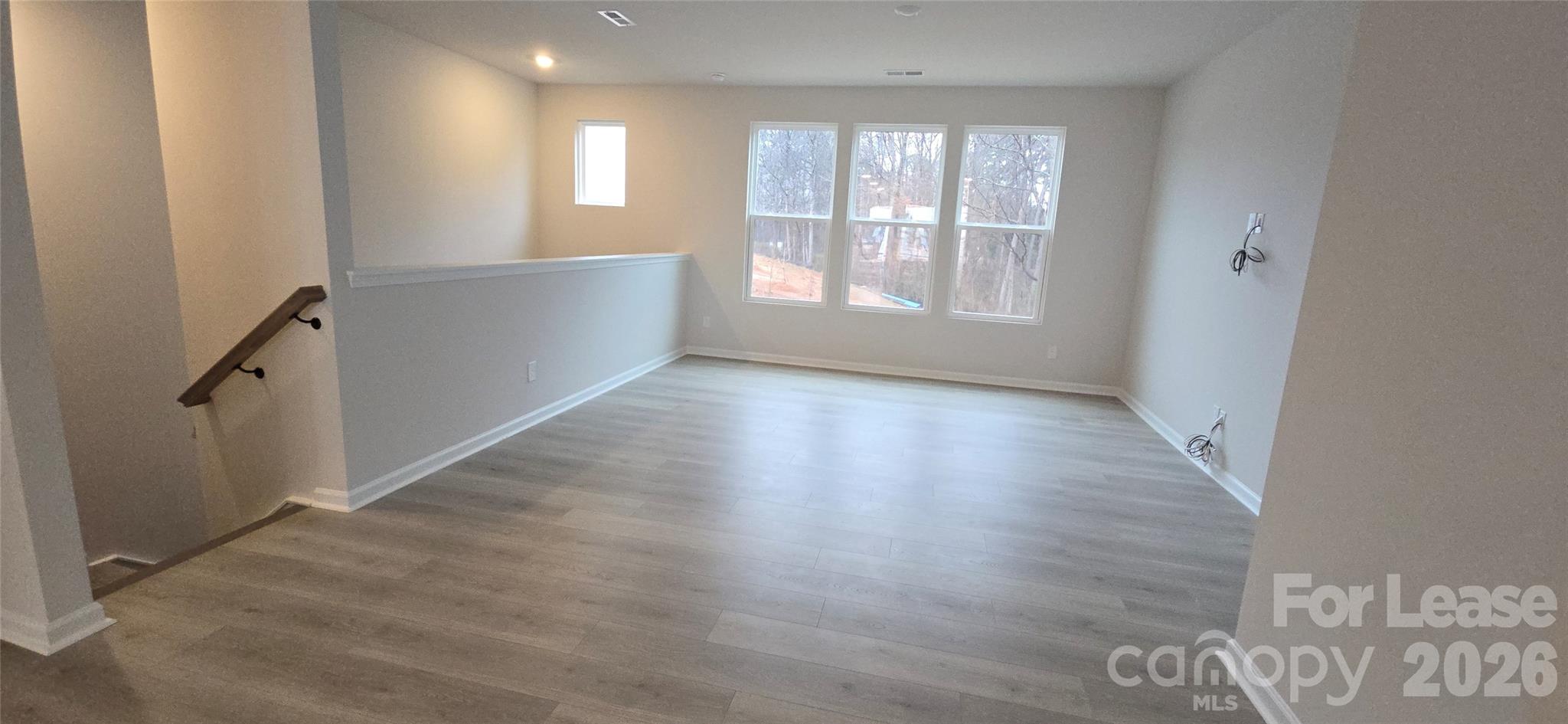 2324 Donnelly Hills Lane Property Photo 7