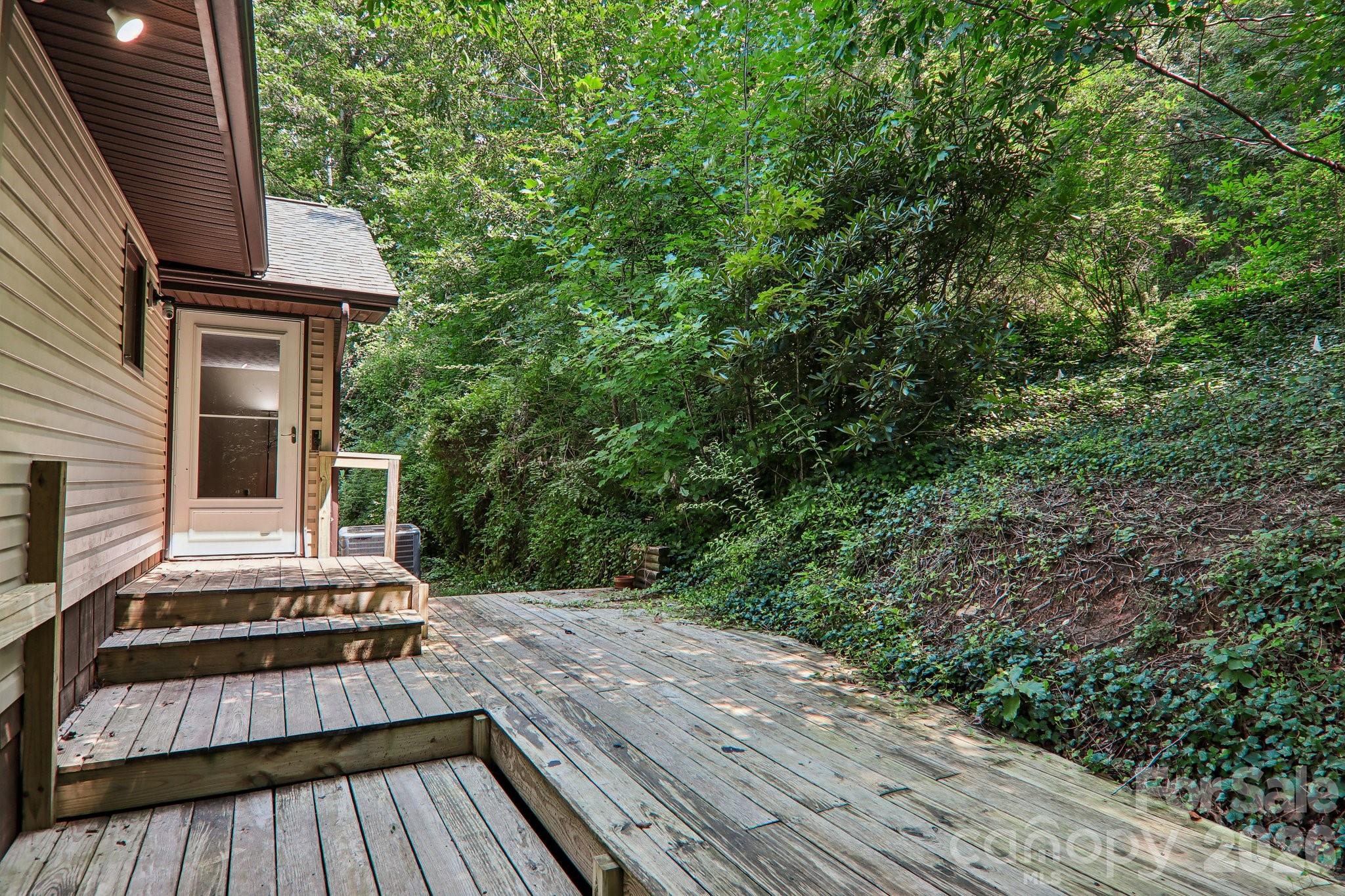 3 Frontier Court Property Photo 4