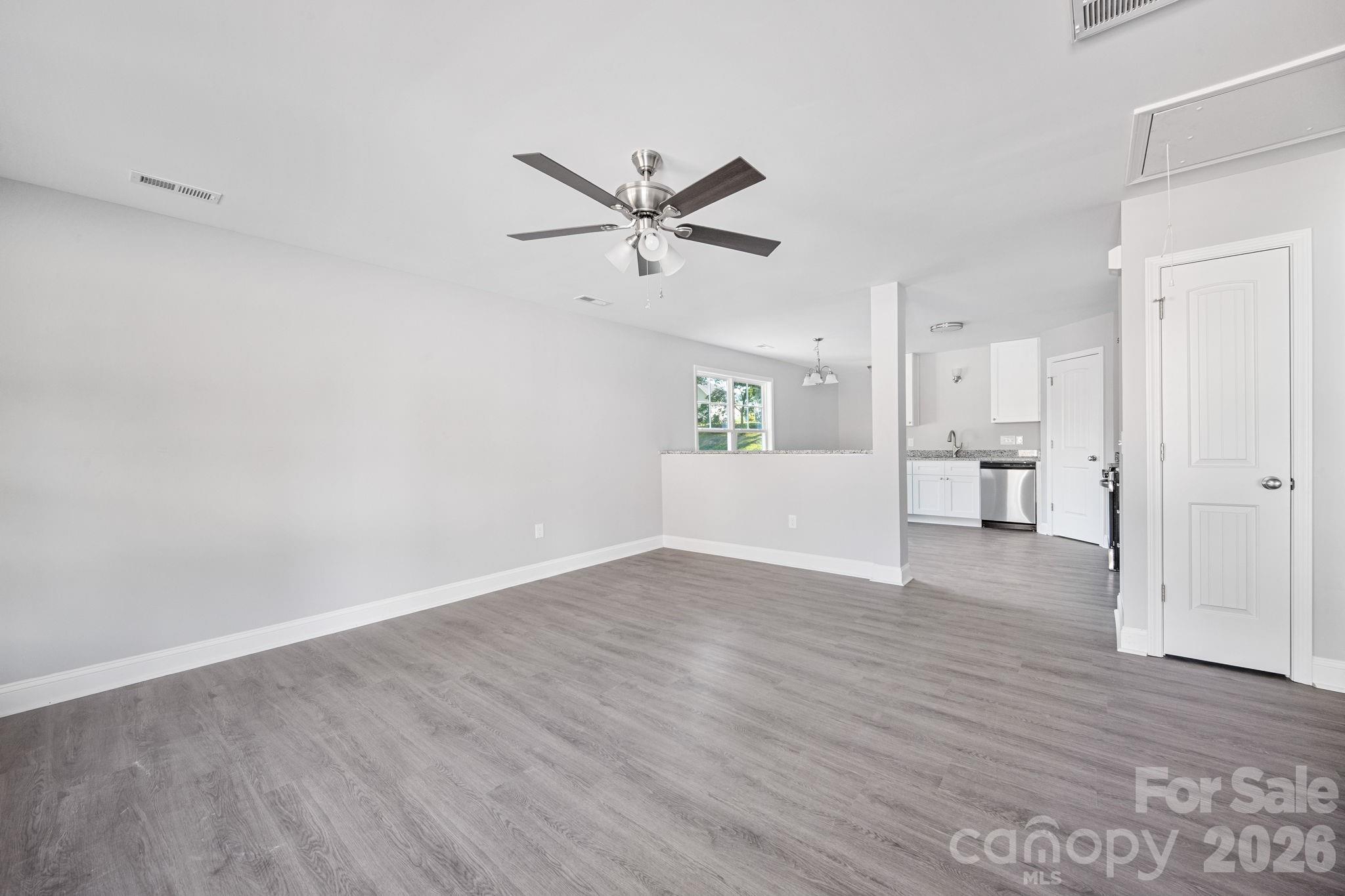 1505 Arden Avenue Property Photo 3