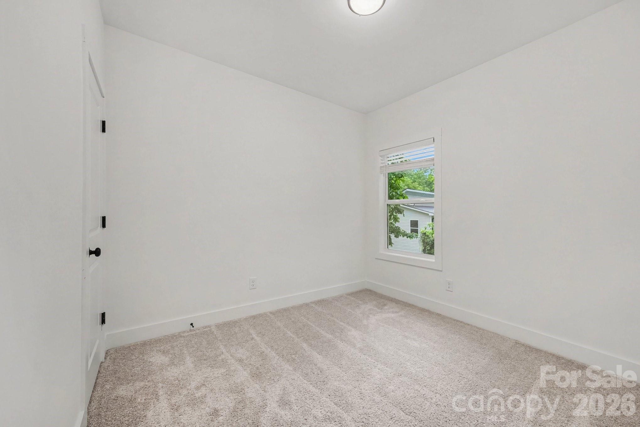 1327 4th Street Property Photo 11