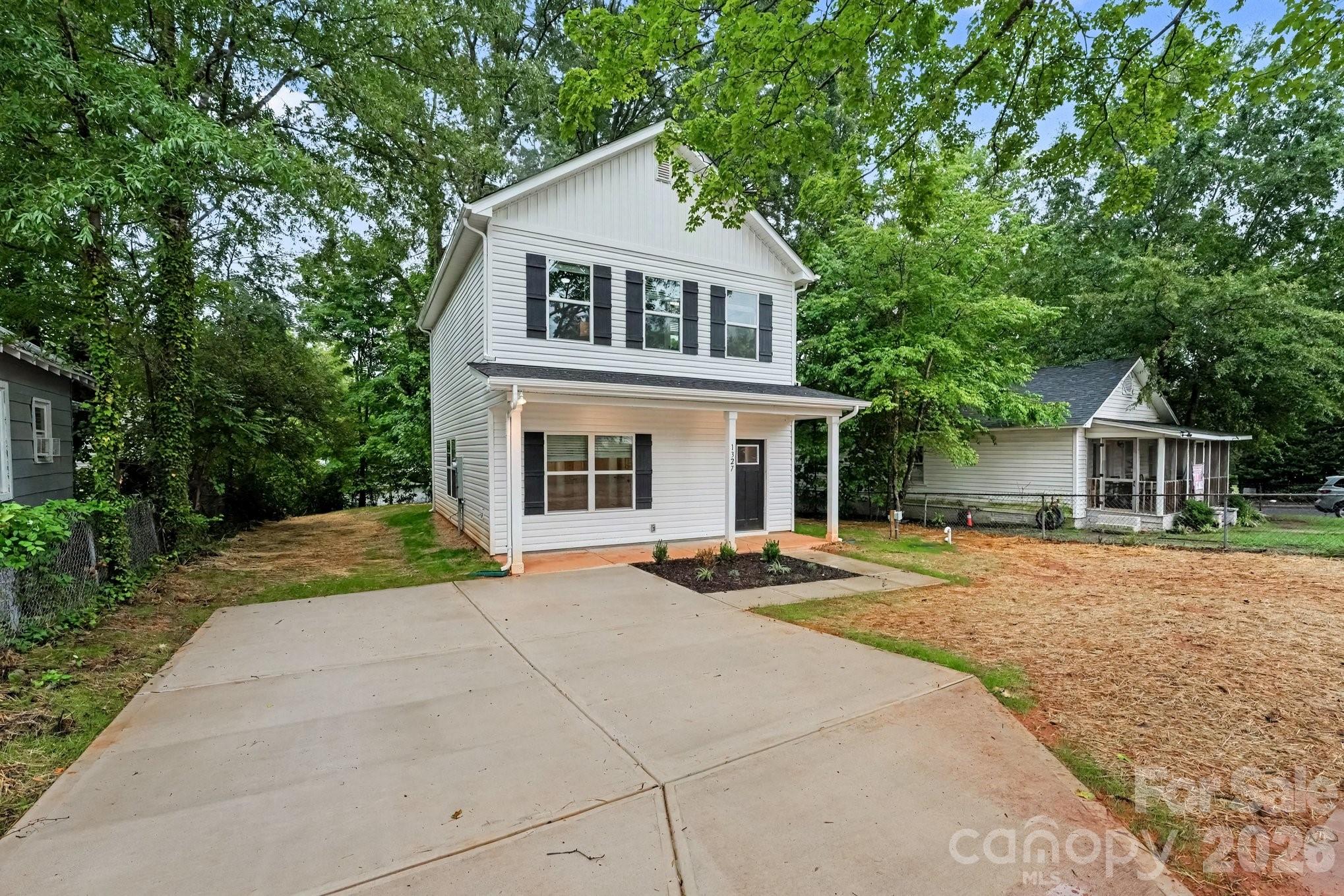 1327 4th Street Property Photo 14