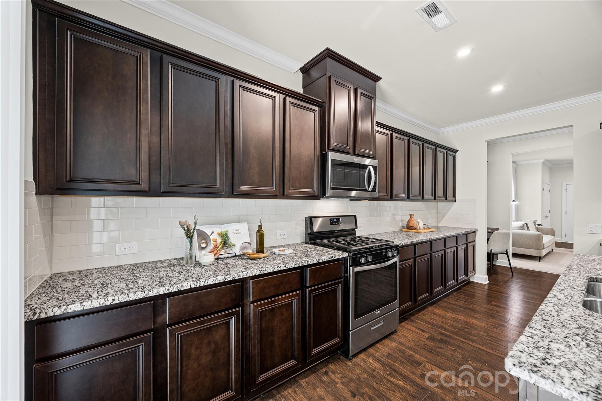 4523 Collingham Drive Property Photo 8
