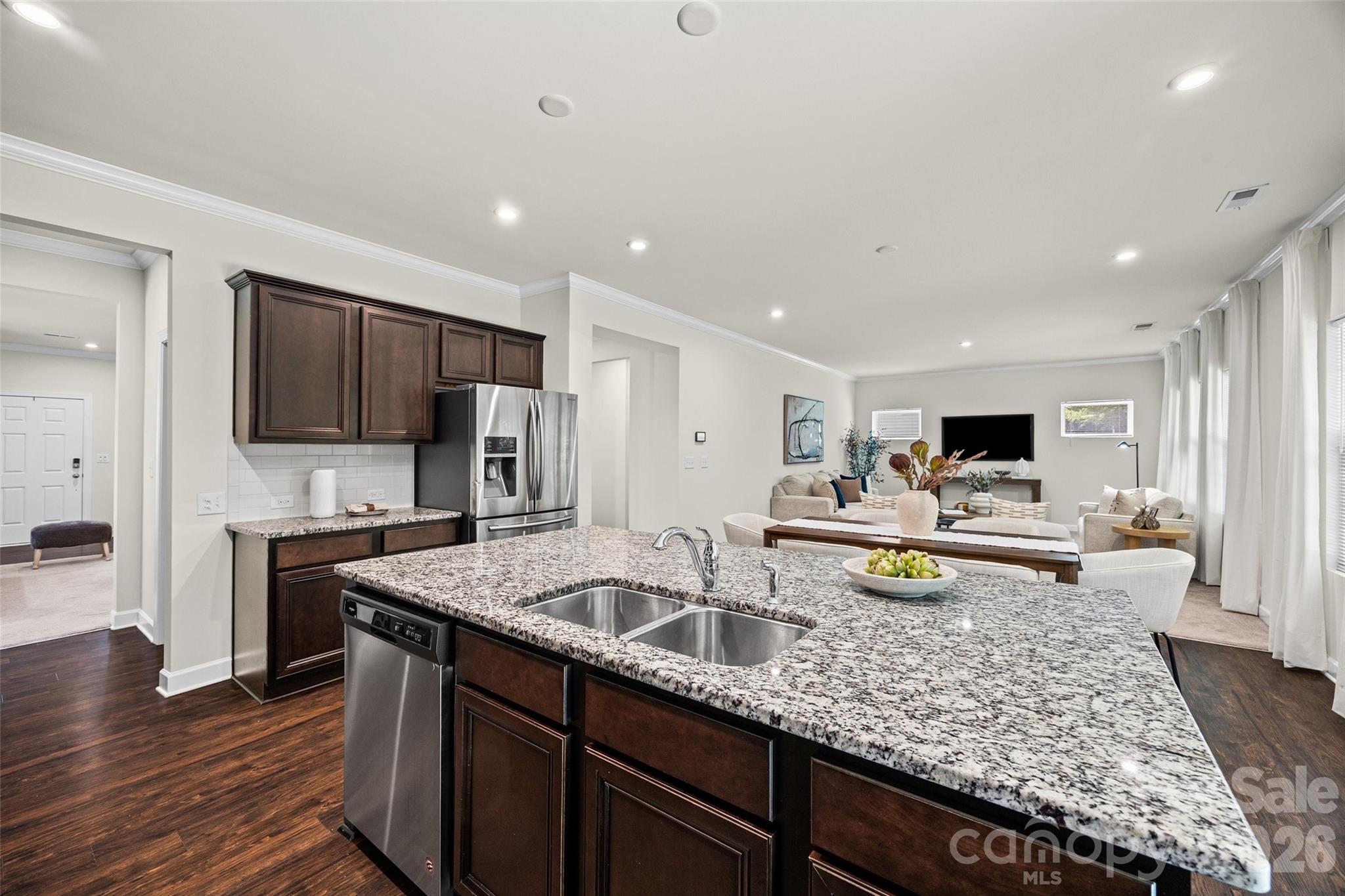 4523 Collingham Drive Property Photo 11
