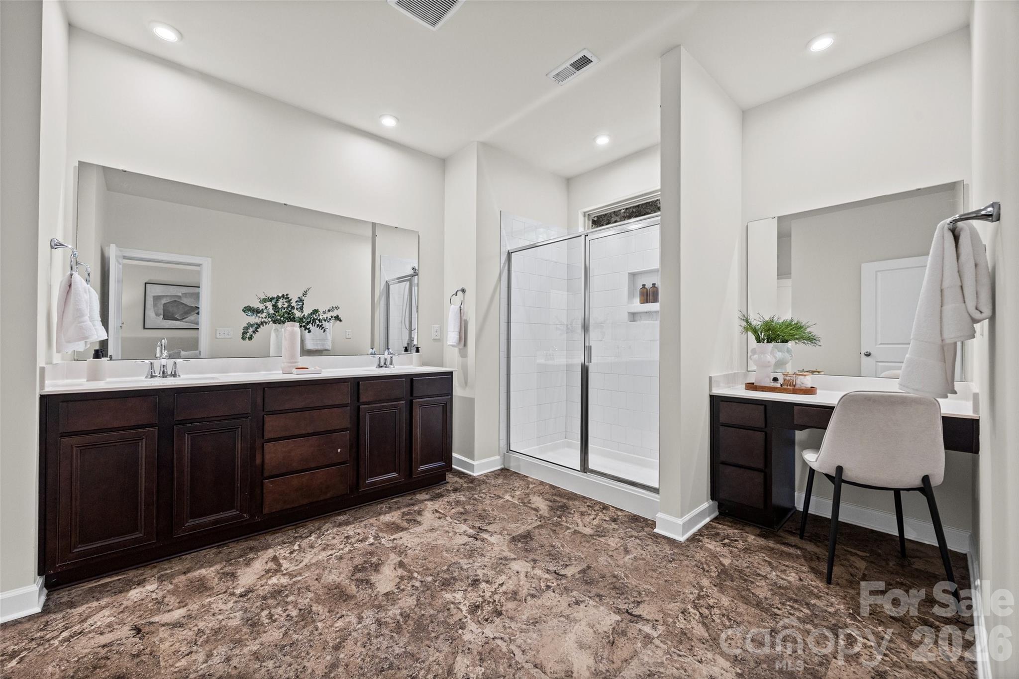 4523 Collingham Drive Property Photo 26