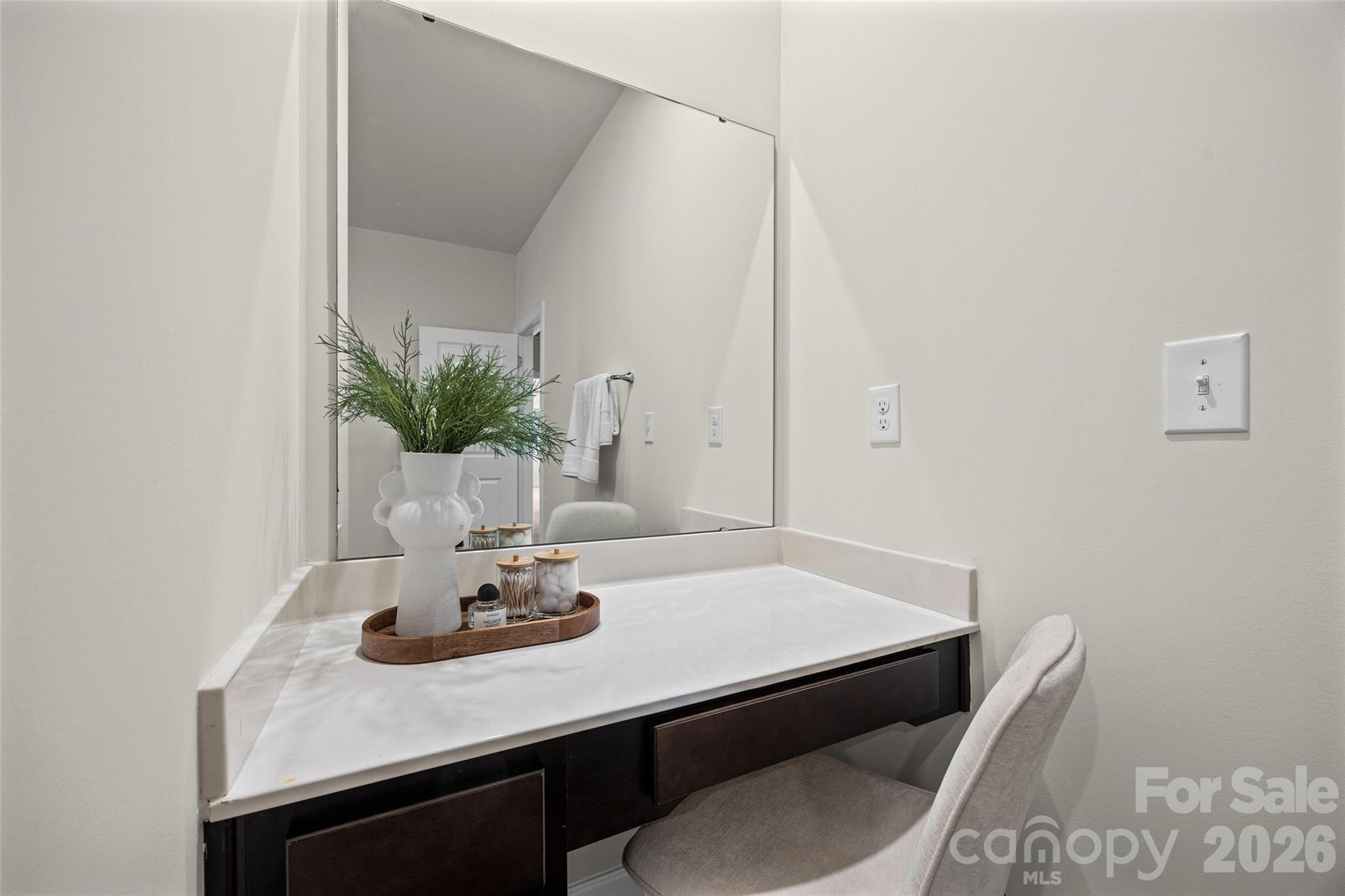 4523 Collingham Drive Property Photo 27