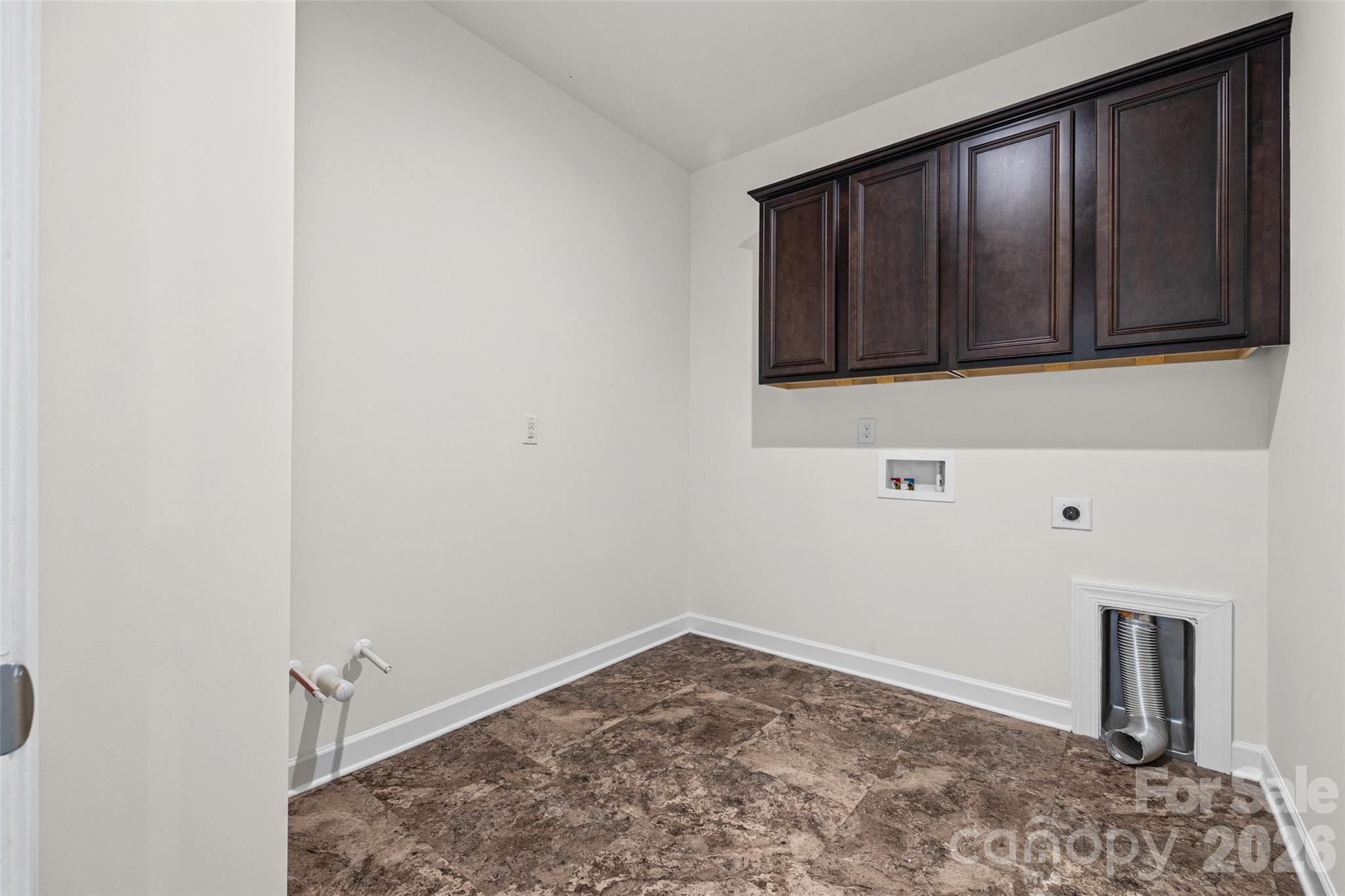 4523 Collingham Drive Property Photo 37