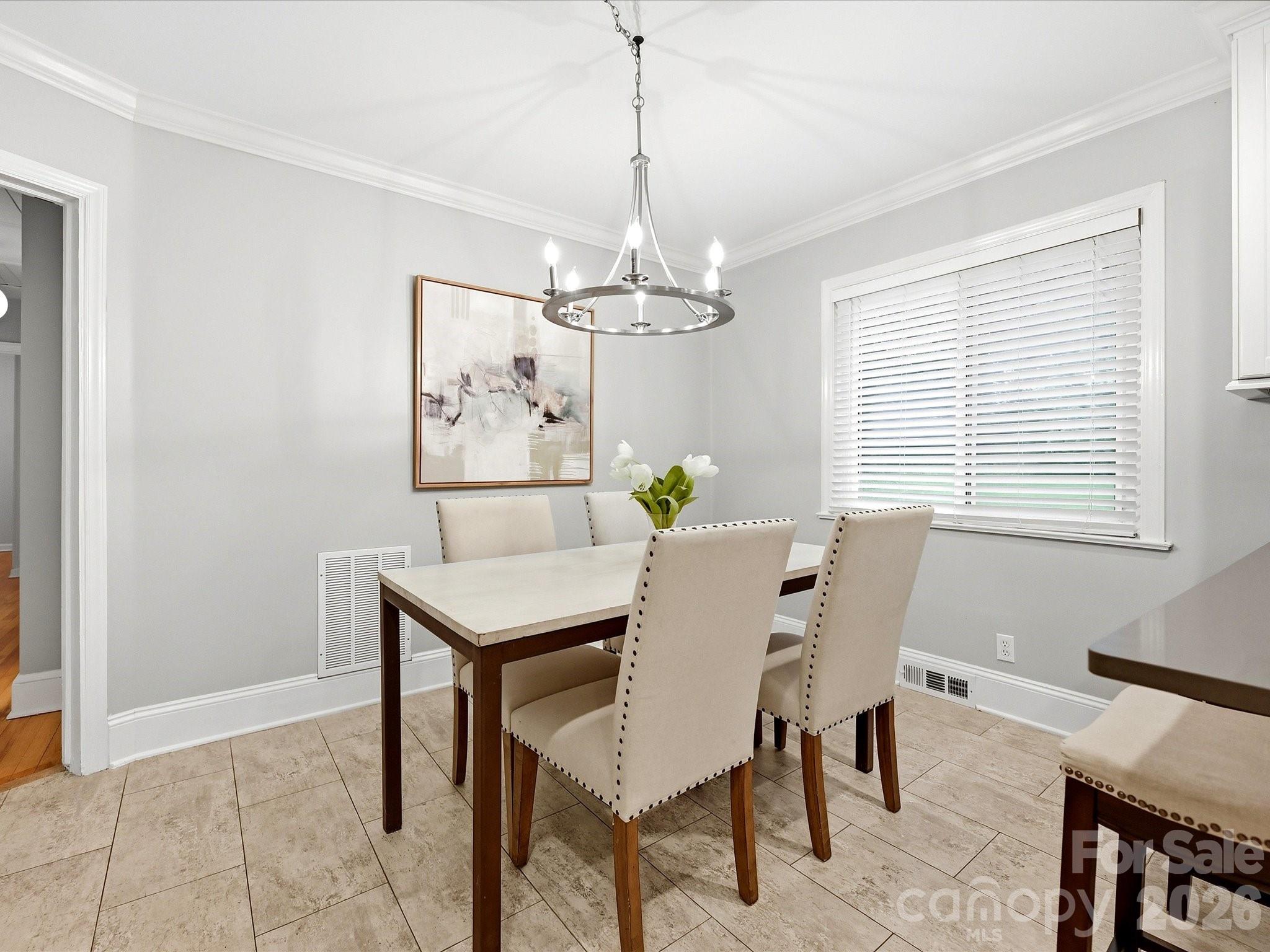 4318 Ruskin Drive Property Photo 9