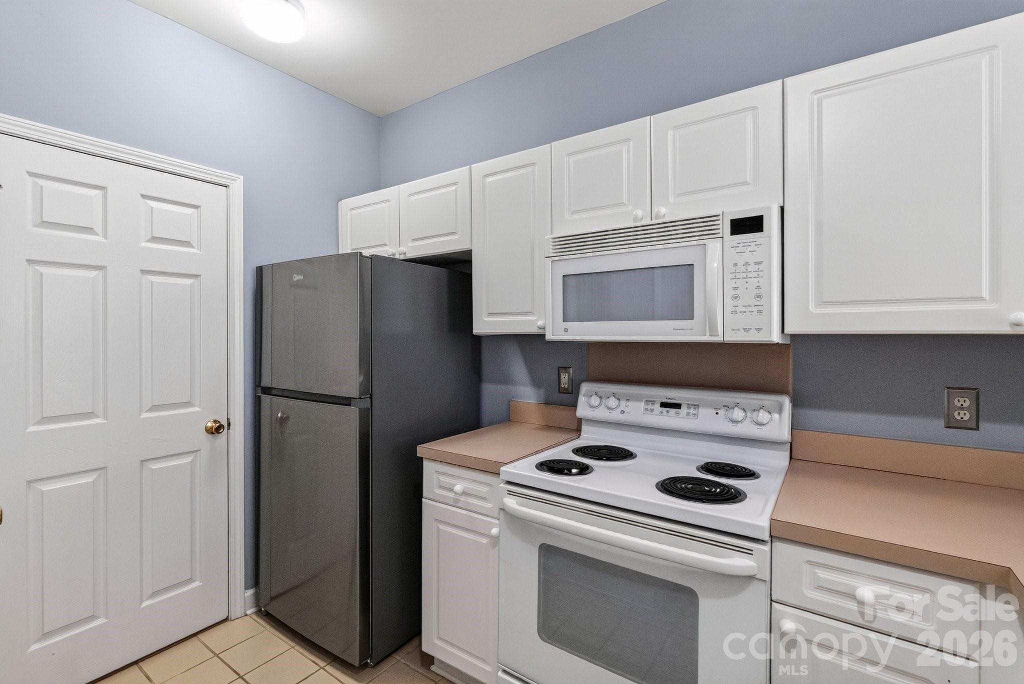 797 Peninsula Drive Property Photo 11