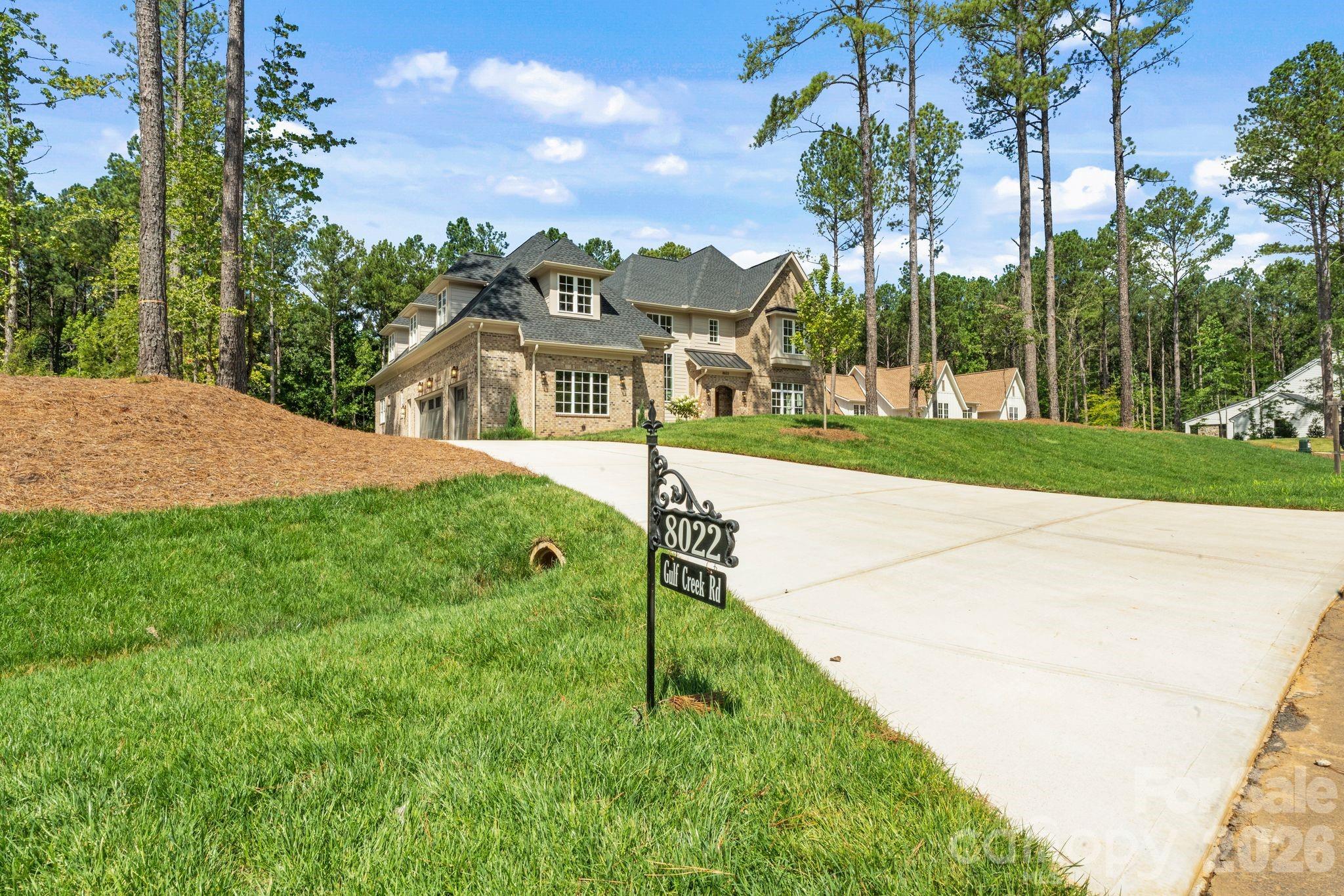 8022 Gulf Creek Road Property Photo 2