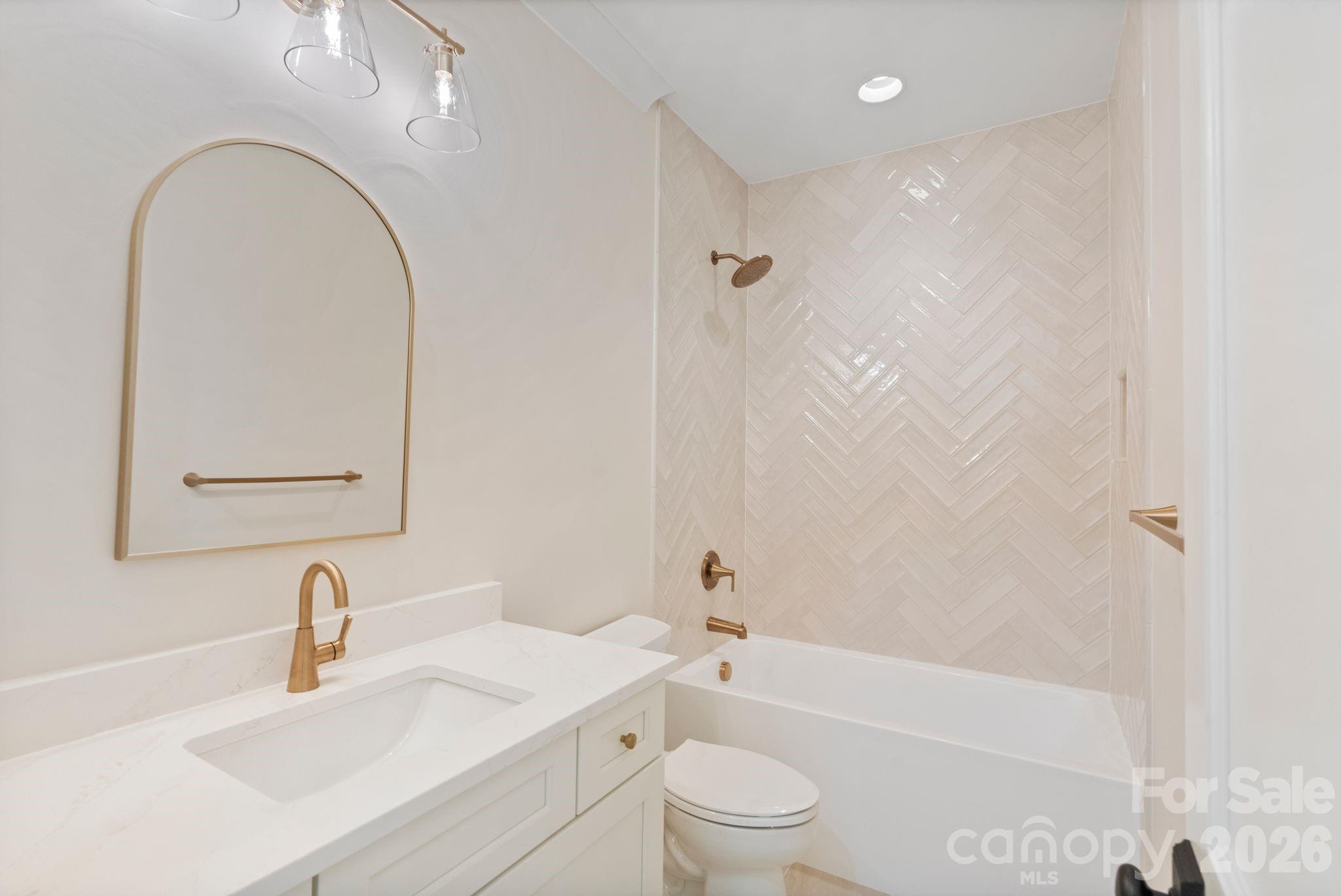 8022 Gulf Creek Road Property Photo 34