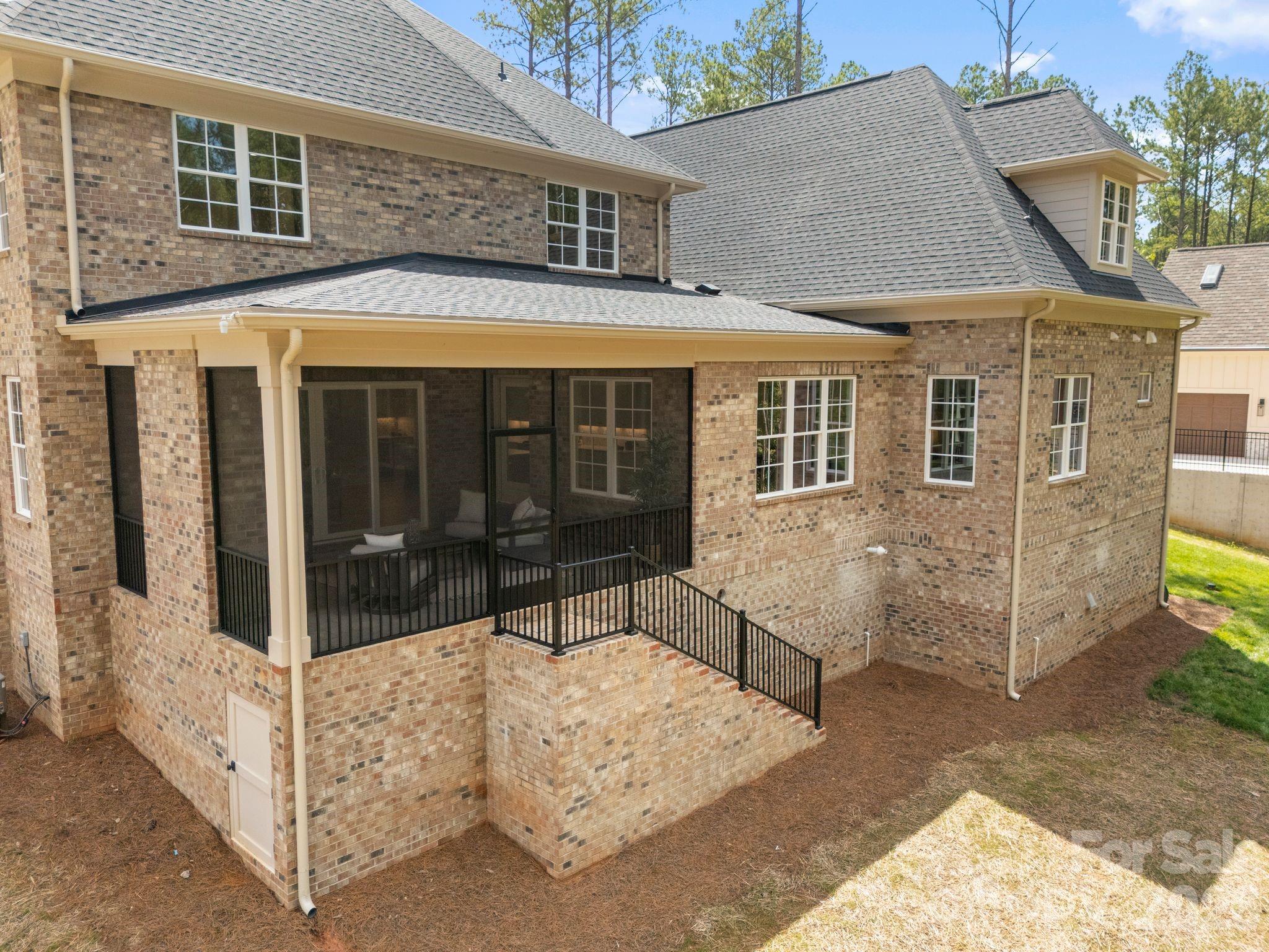 8022 Gulf Creek Road Property Photo 44