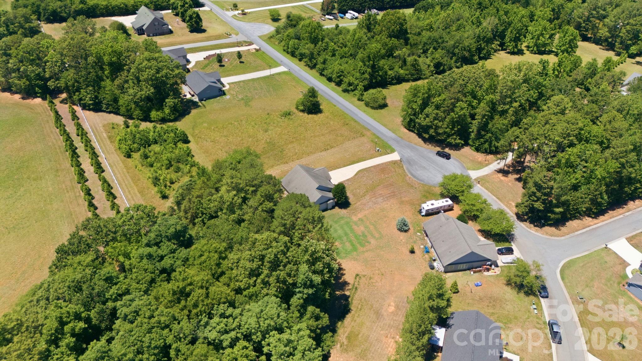 2100 Waterford Pointe Road Property Photo 6