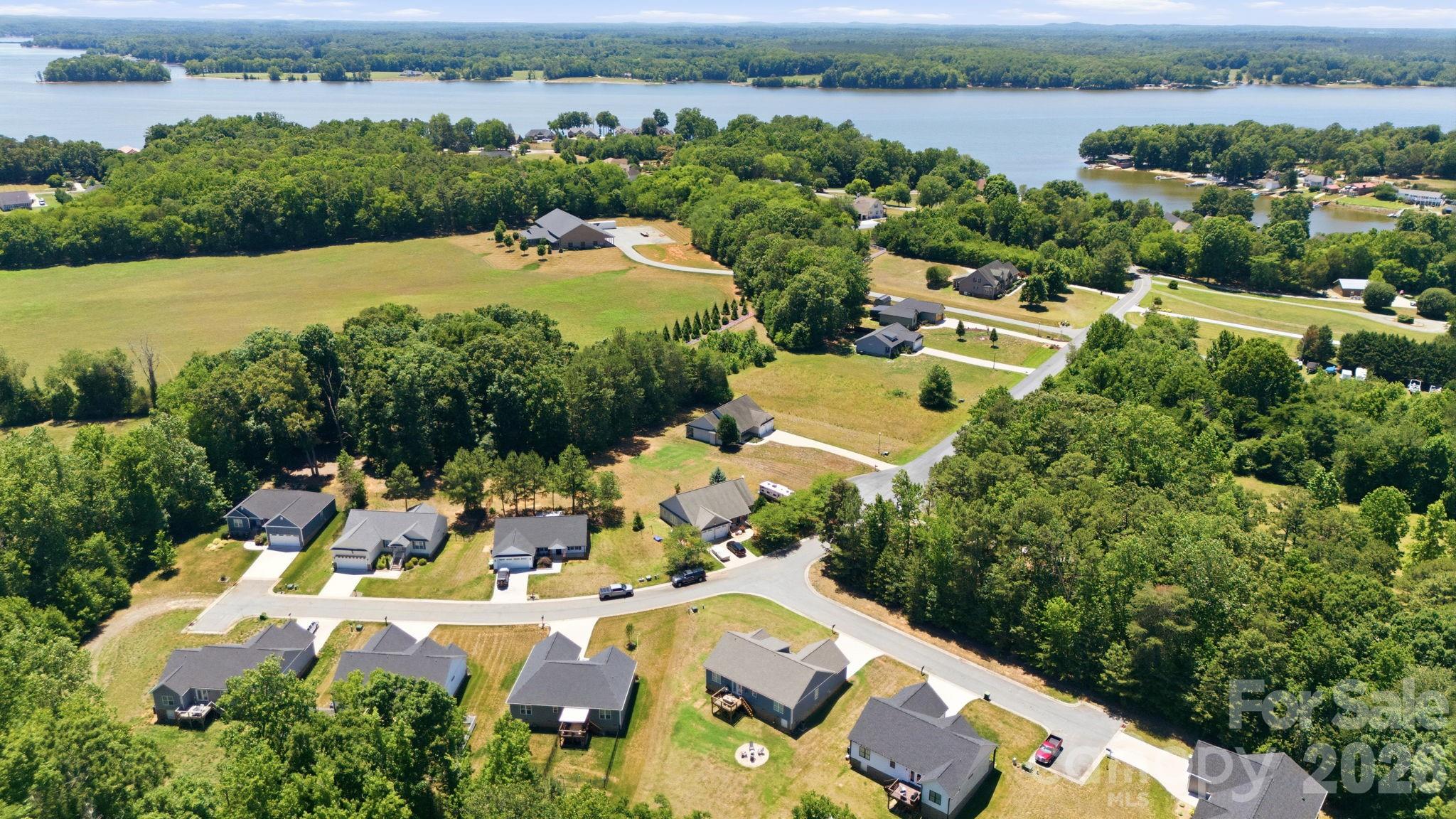2100 Waterford Pointe Road Property Photo 11