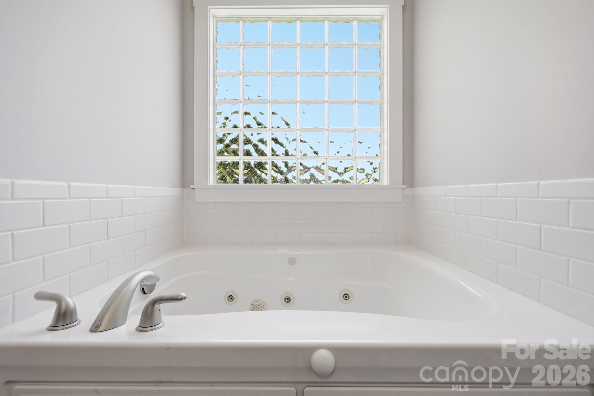 2100 Waterford Pointe Road Property Photo 37