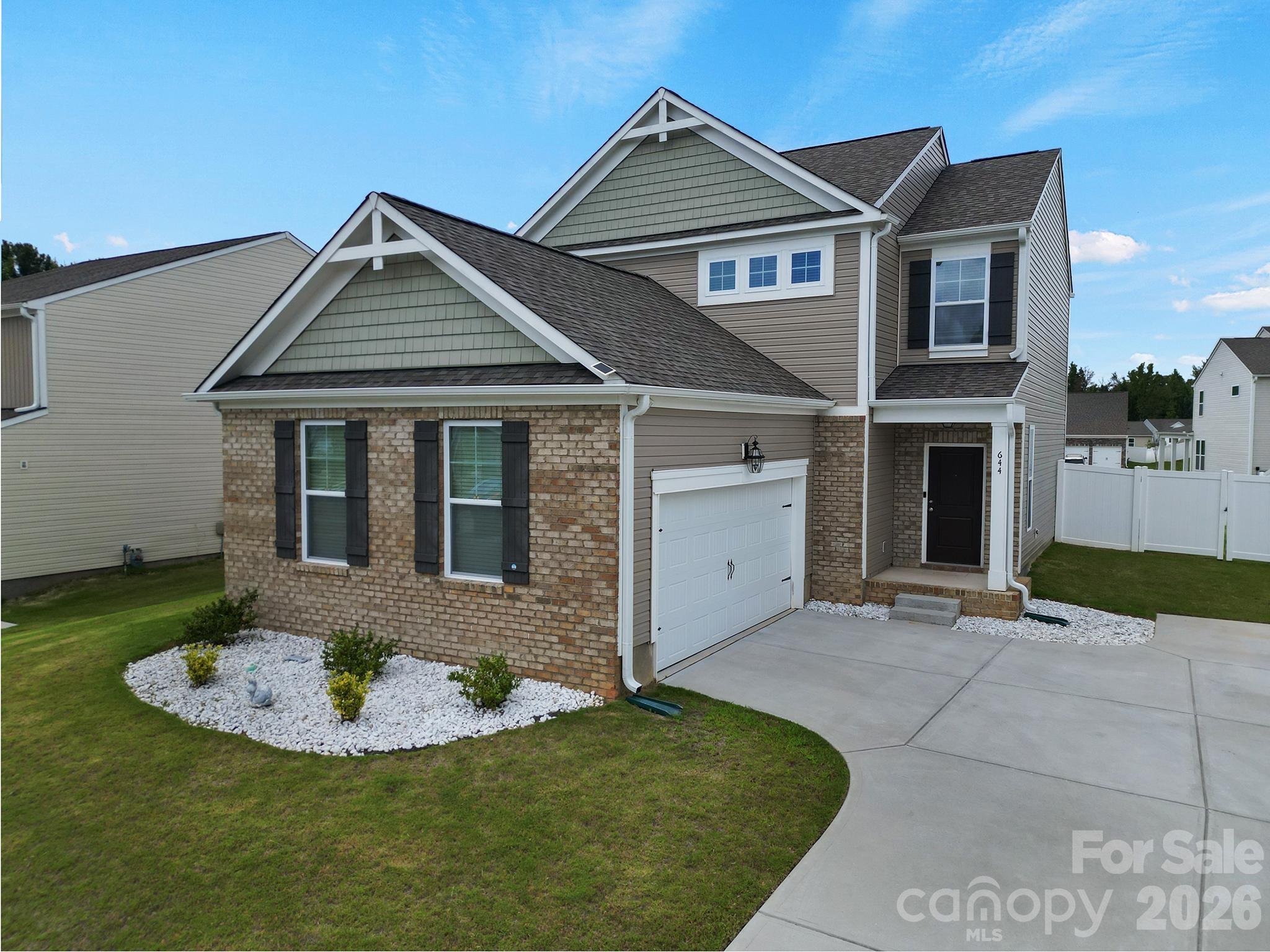 644 Synclaire Place Property Photo 1