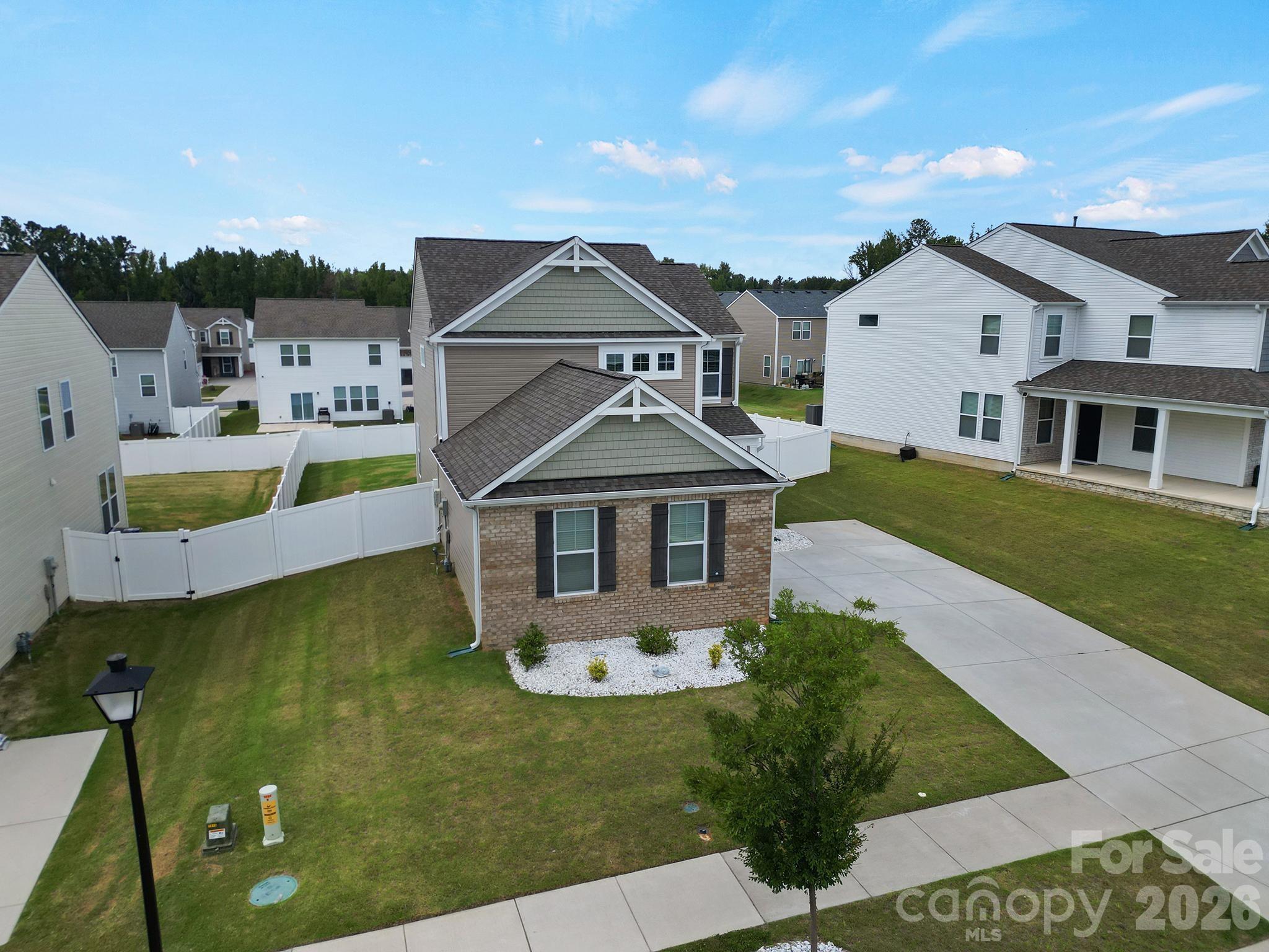 644 Synclaire Place Property Photo 30