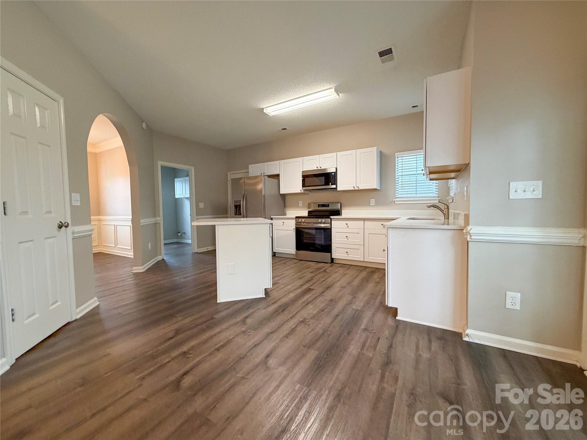 3600 Arthur Street Property Photo 9