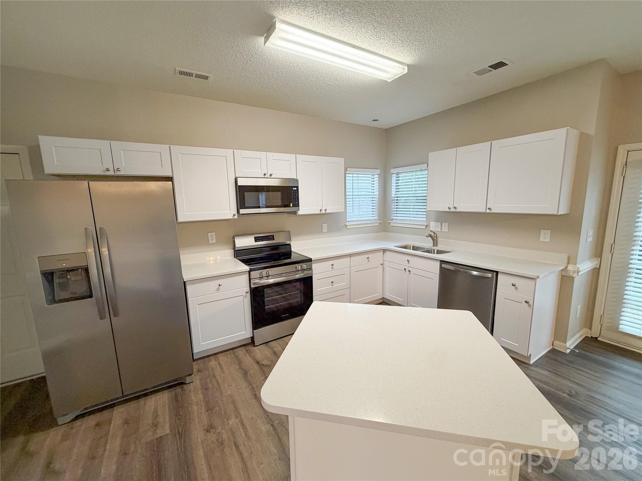 3600 Arthur Street Property Photo 10