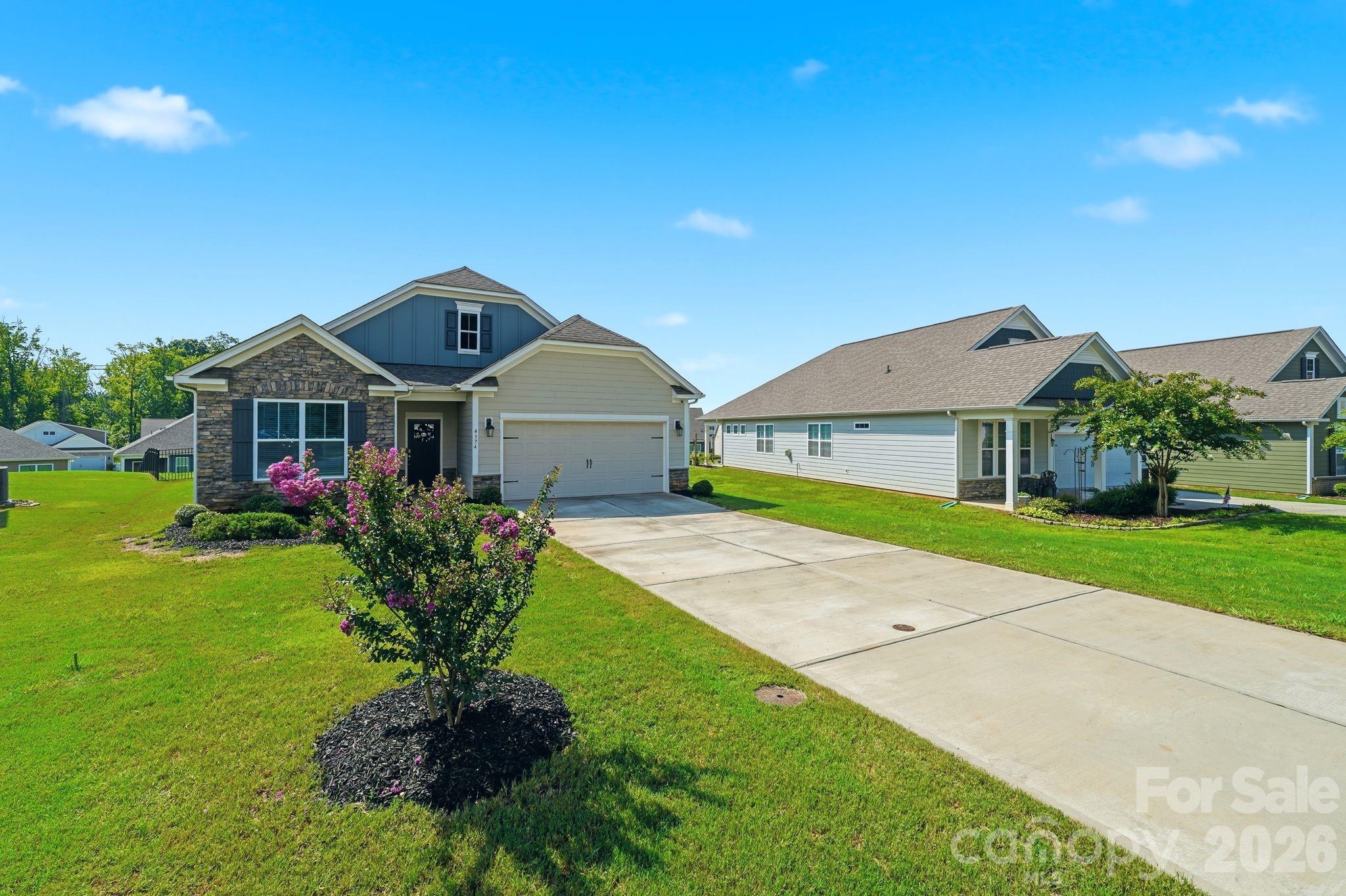 4374 Riverton Loop Property Photo 2