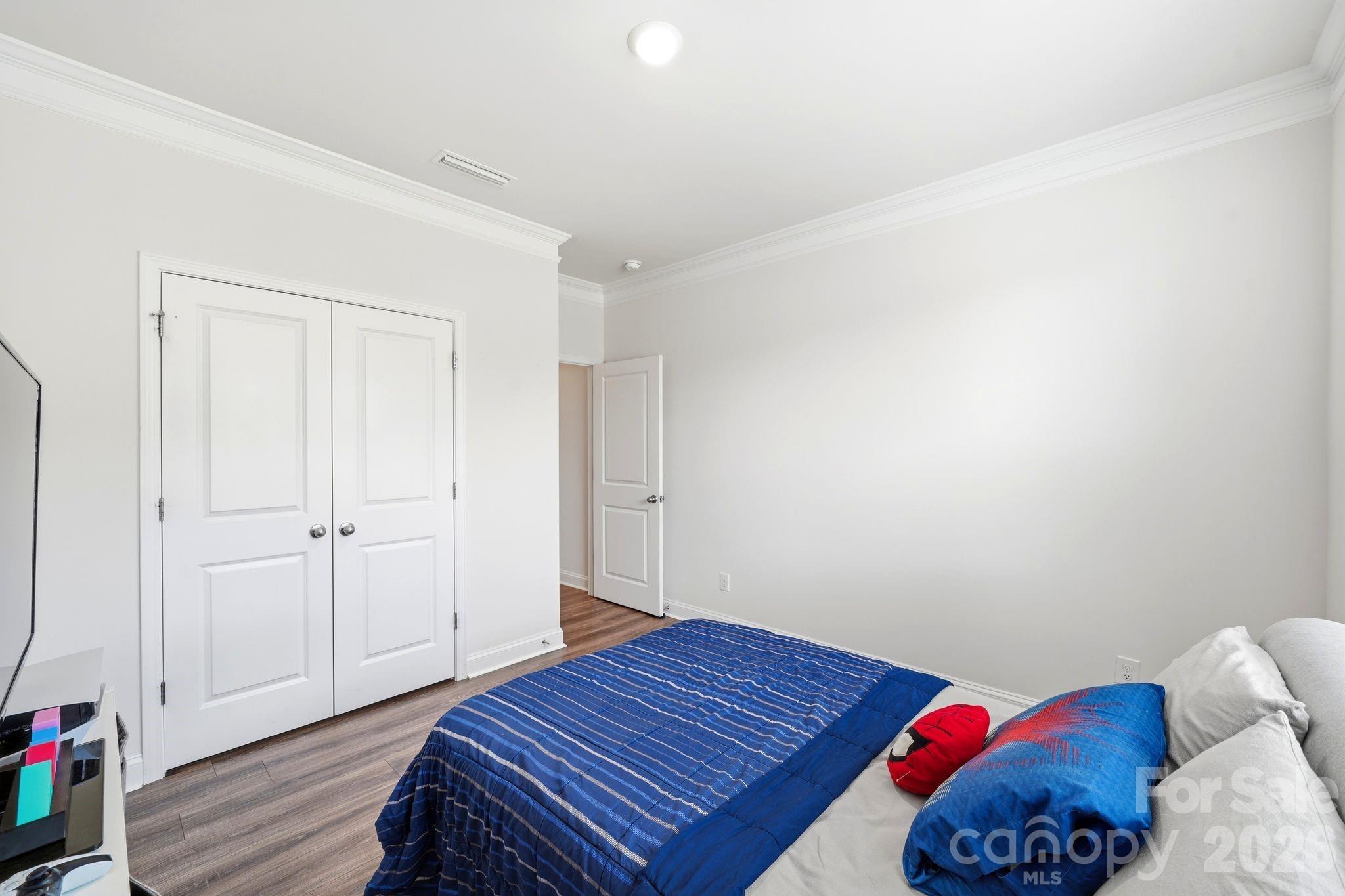 4374 Riverton Loop Property Photo 8
