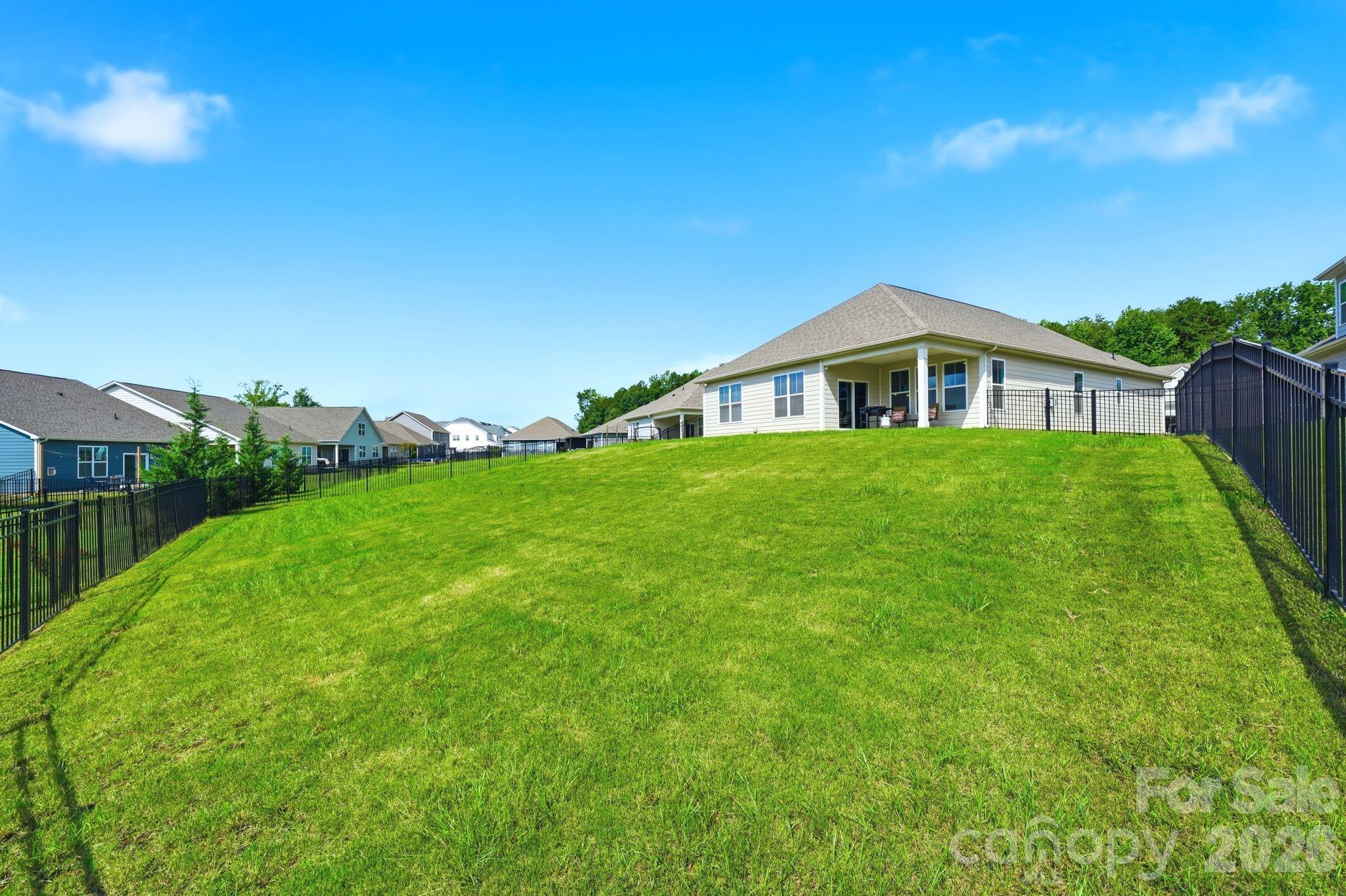 4374 Riverton Loop Property Photo 31