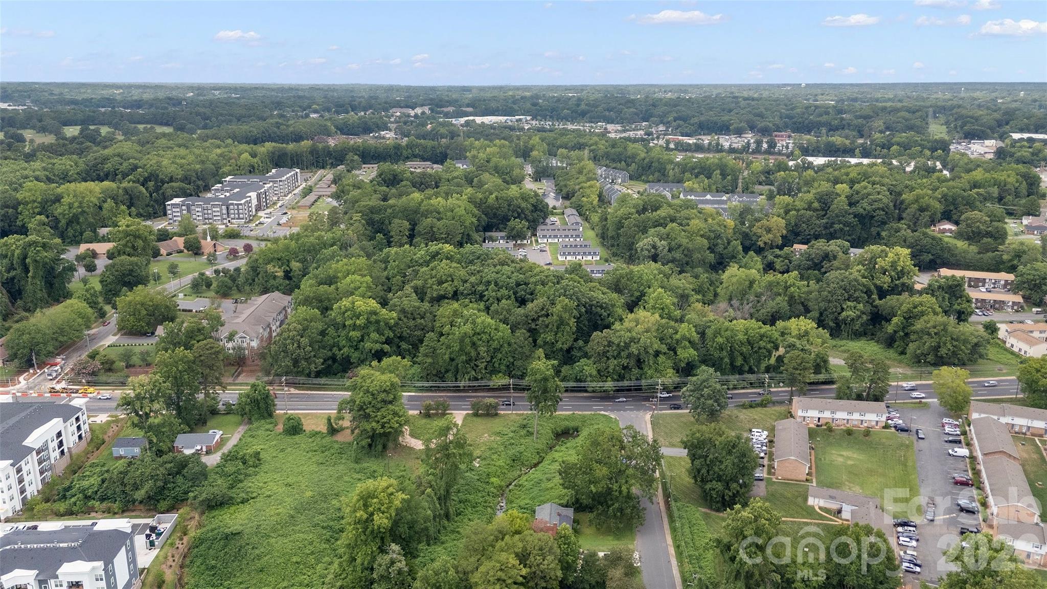 1813 West Boulevard Property Photo 7
