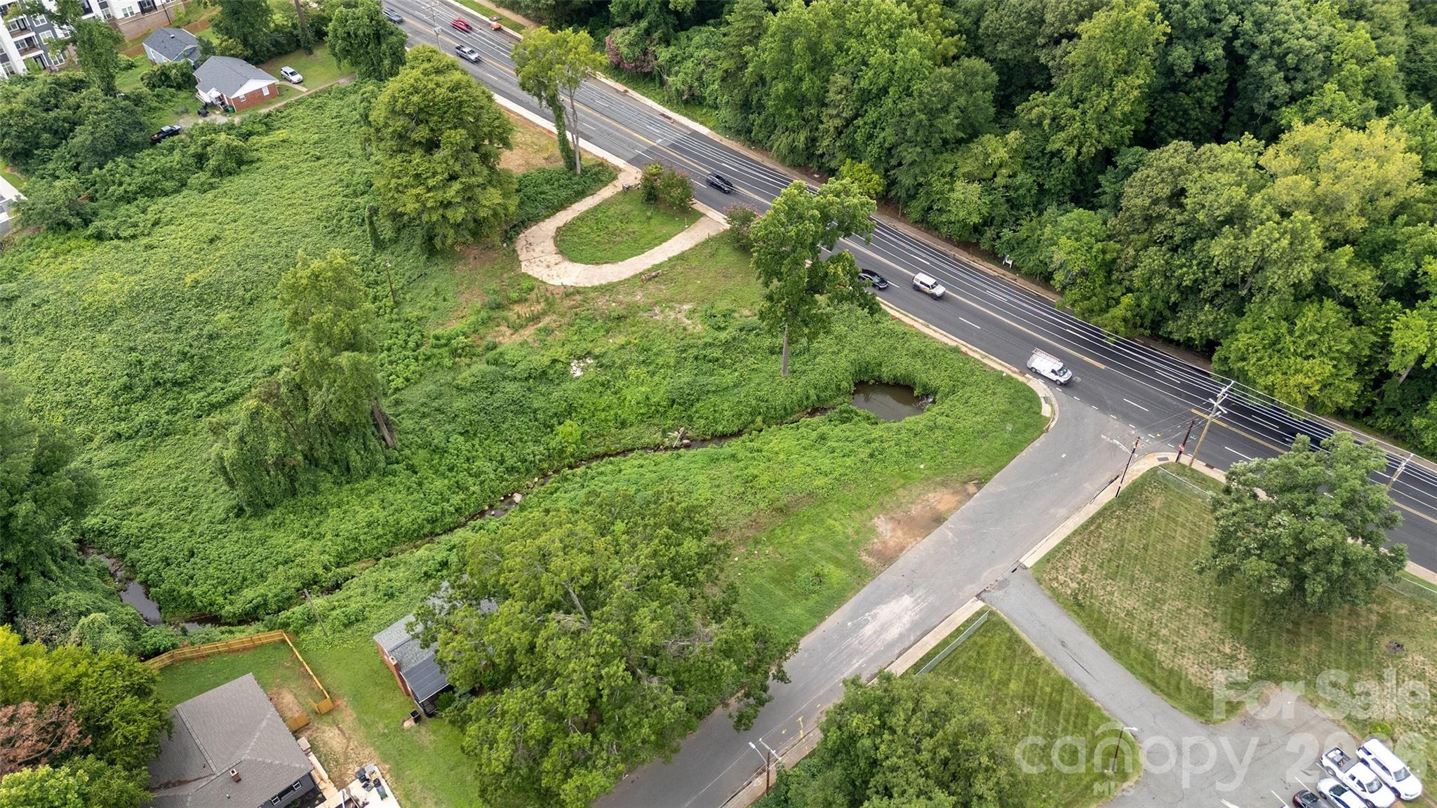 1813 West Boulevard Property Photo 15